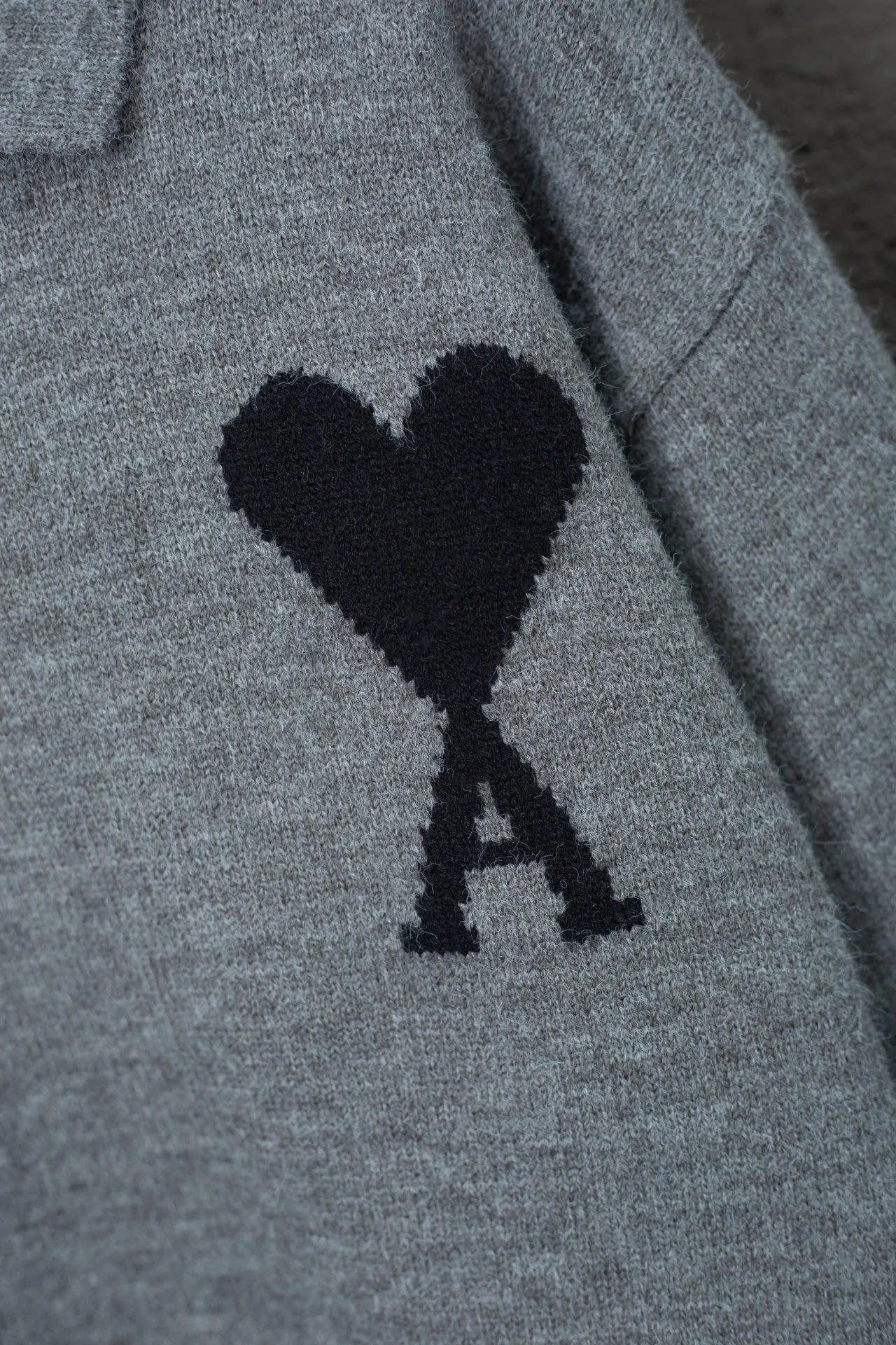 Men's Jumpers And Sweaters AMI PARIS 18032880