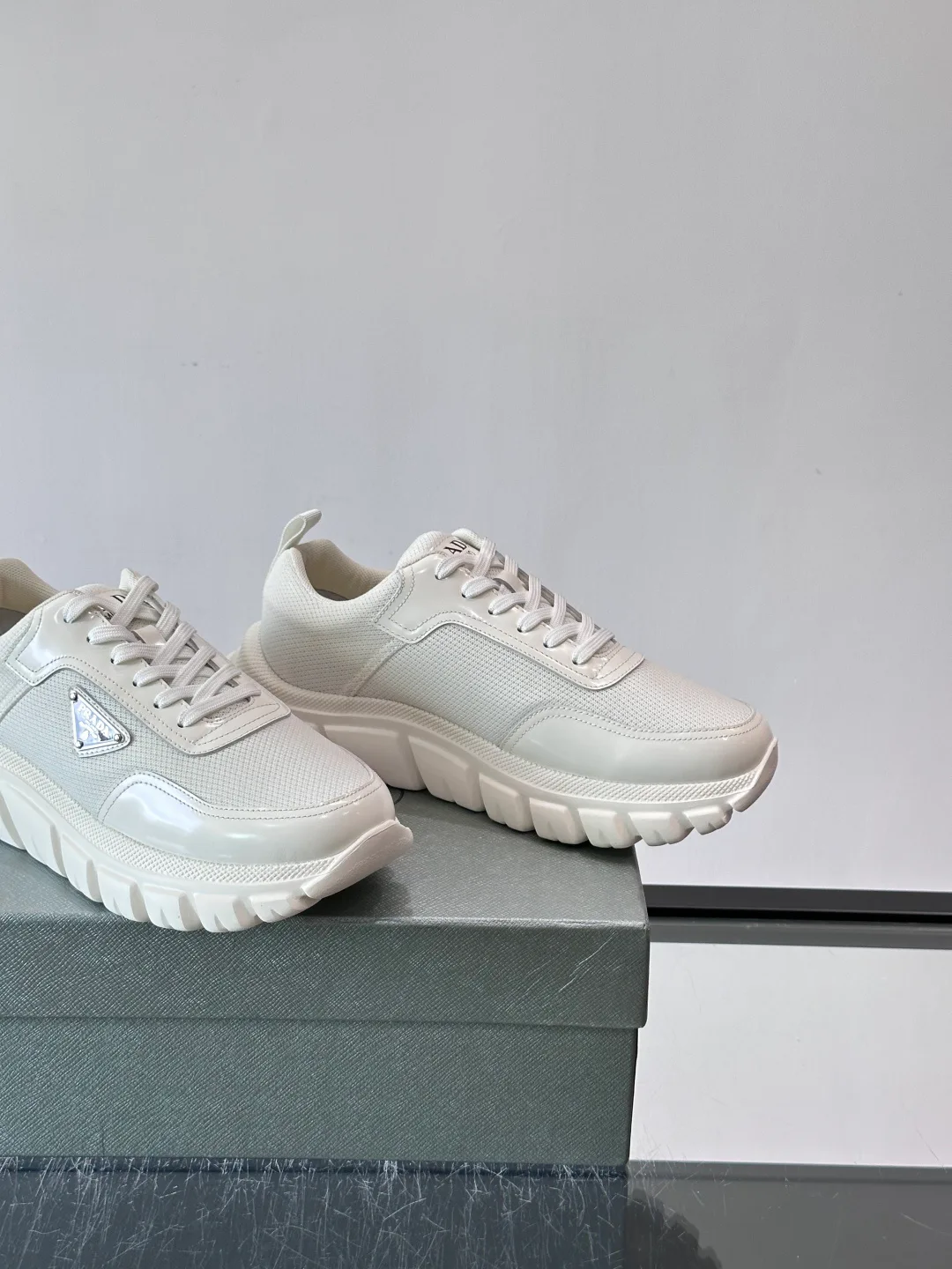 Men's Sneakers PRADA 17354135