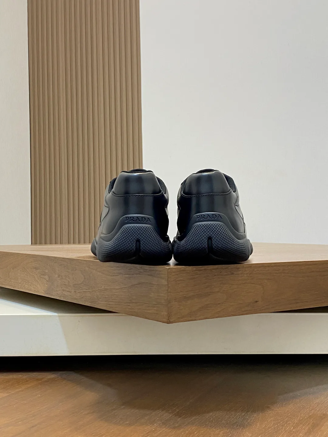 Men's Sneakers PRADA 18055216