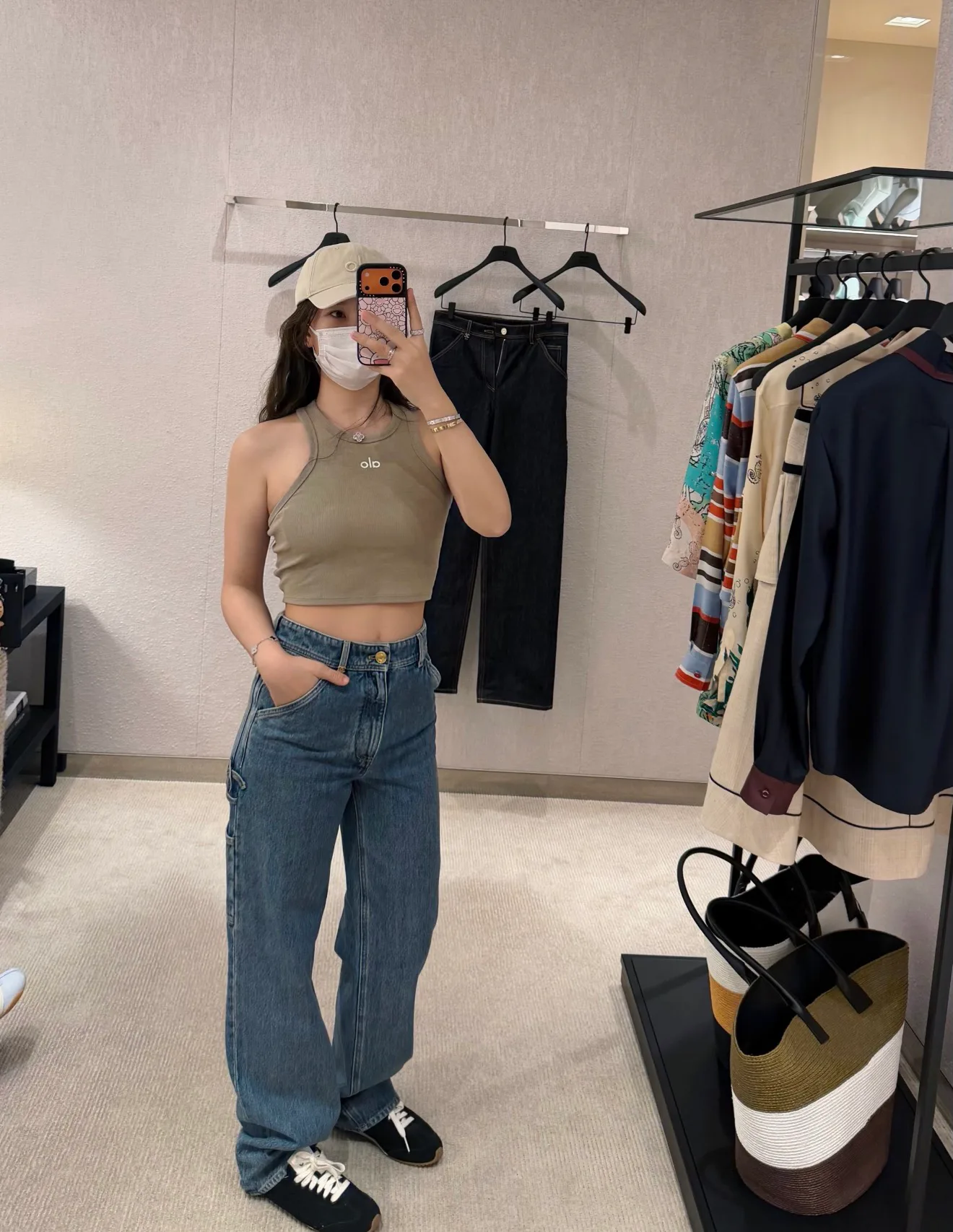 Women's Jeans CHANEL 18403532