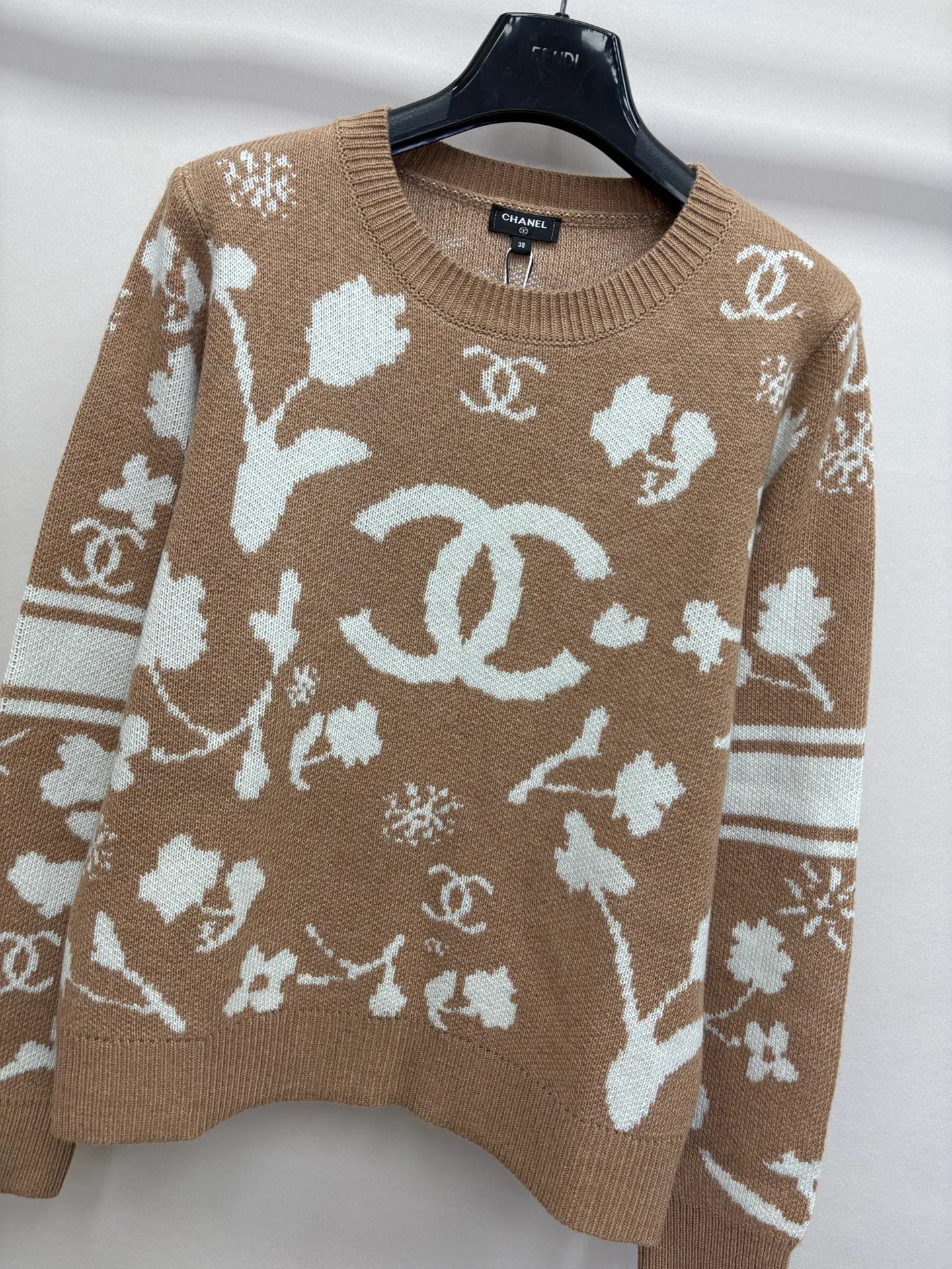 Women's Jumpers And Sweaters CHANEL 17696371