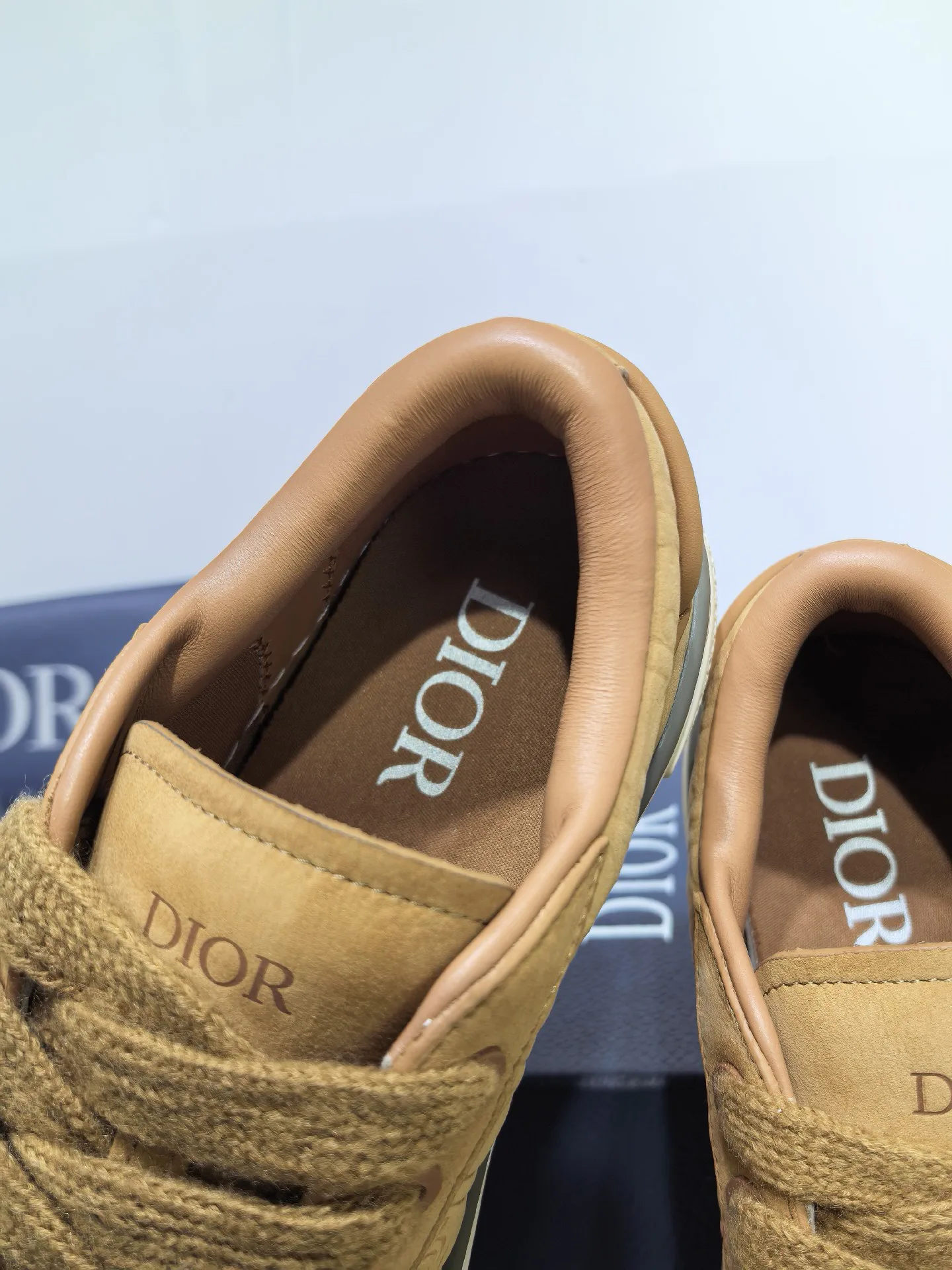 Women's Sneakers CHRISTIAN DIOR 17805340
