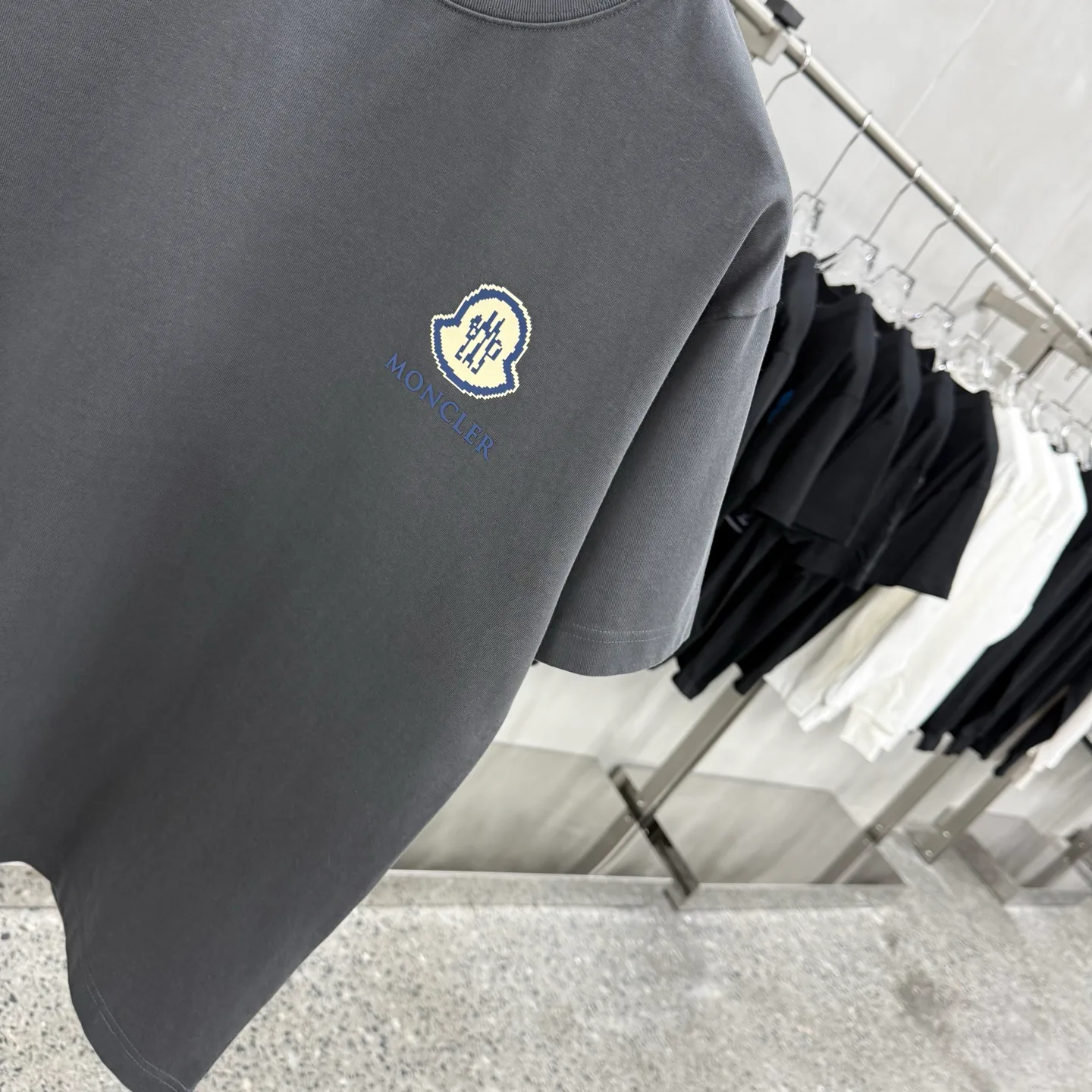 Men's T-Shirts MONCLER 17905178
