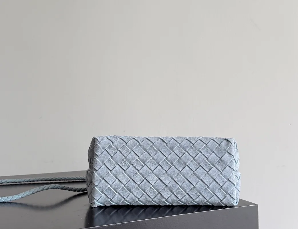 Women's Classic Handbags BOTTEGA VENETA 17894781