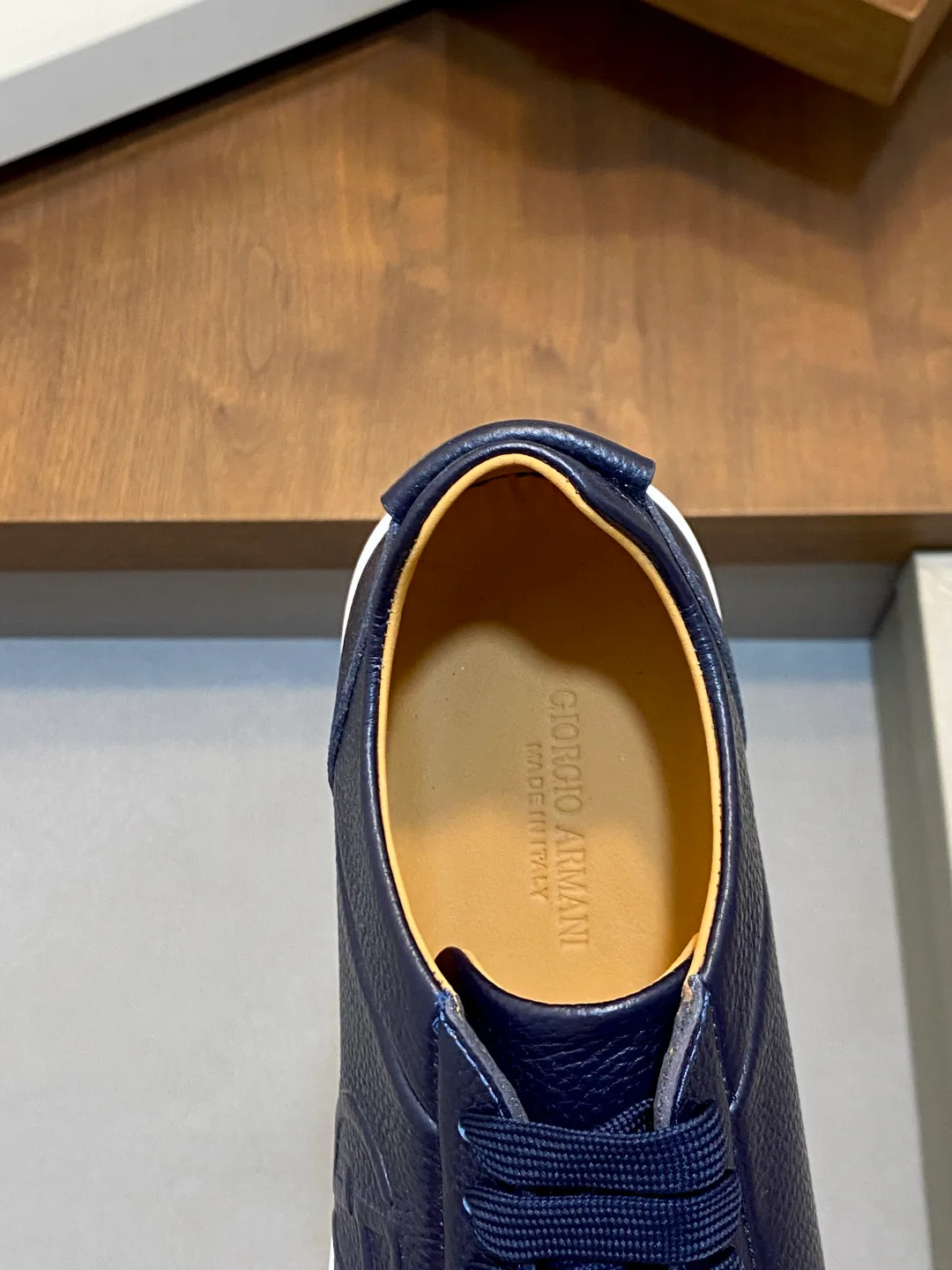 Кроссовки Мужские Armani 18586413