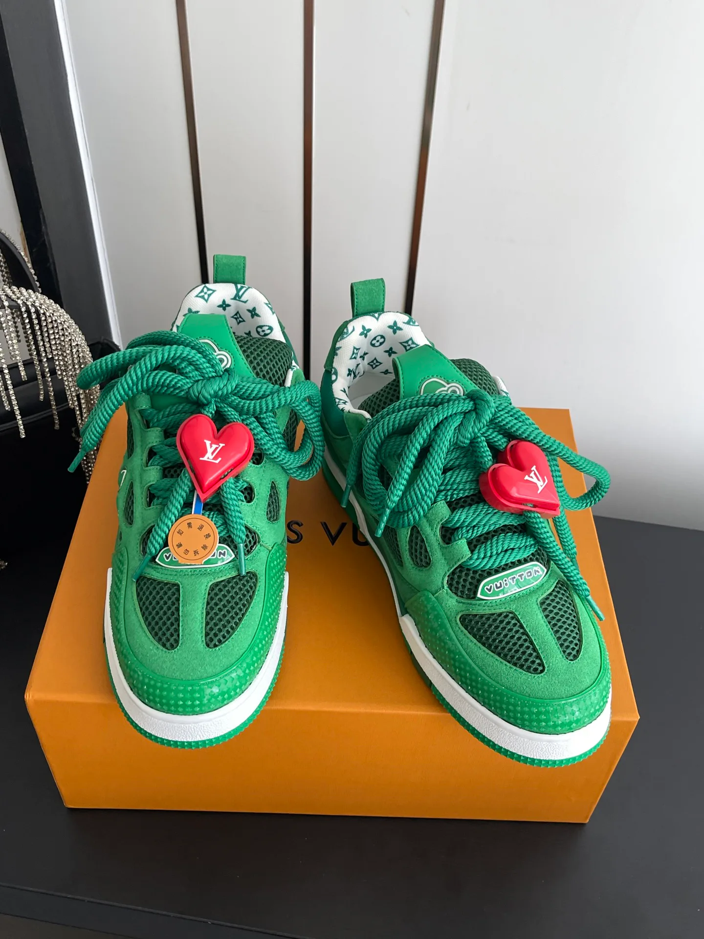 Men's Sneakers LOUIS VUITTON 17554385