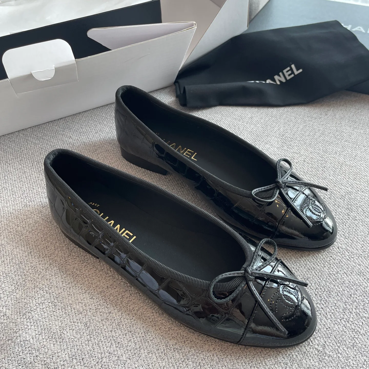 Women's Ballet Flats CHANEL 17643465