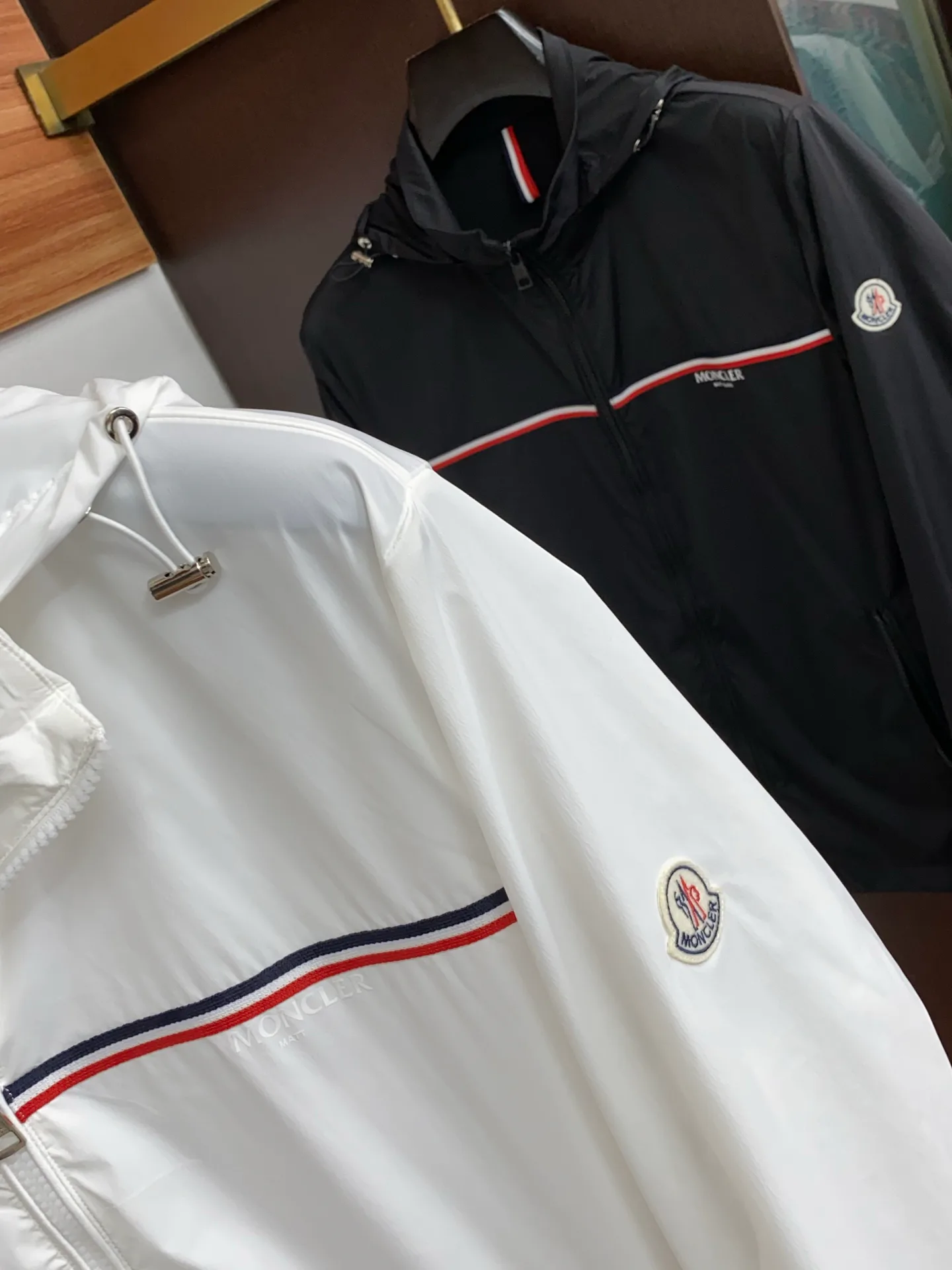 Men's Jackets And Down Jackets MONCLER 17510127