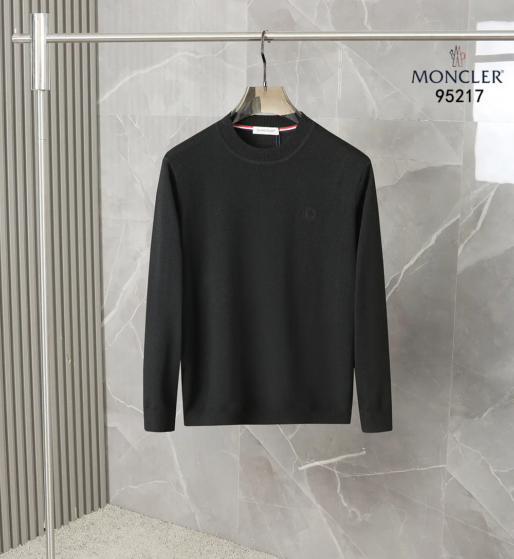 Men's Jumpers And Sweaters MONCLER 17993780
