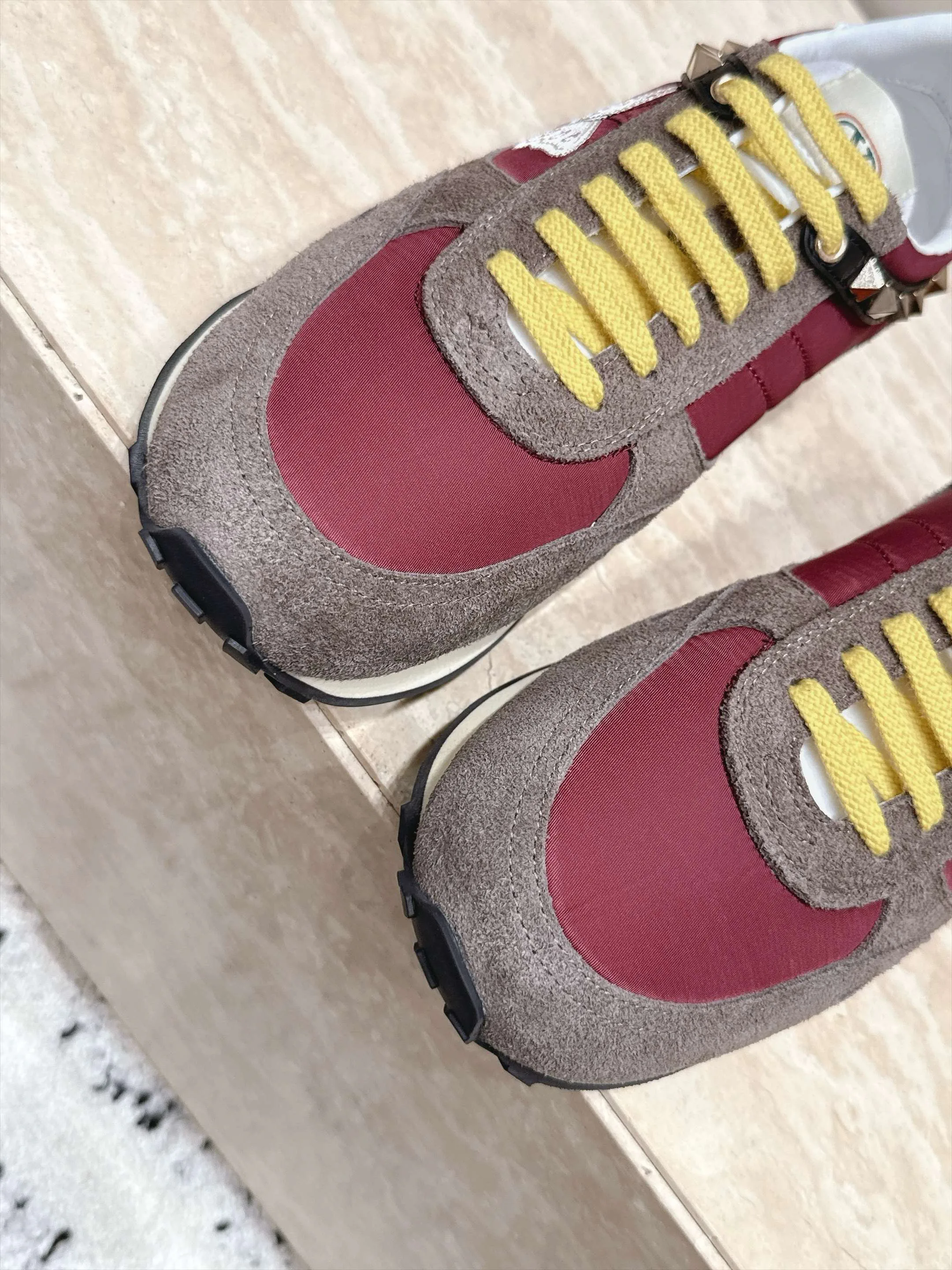 Women's Sneakers VALENTINO 17876589