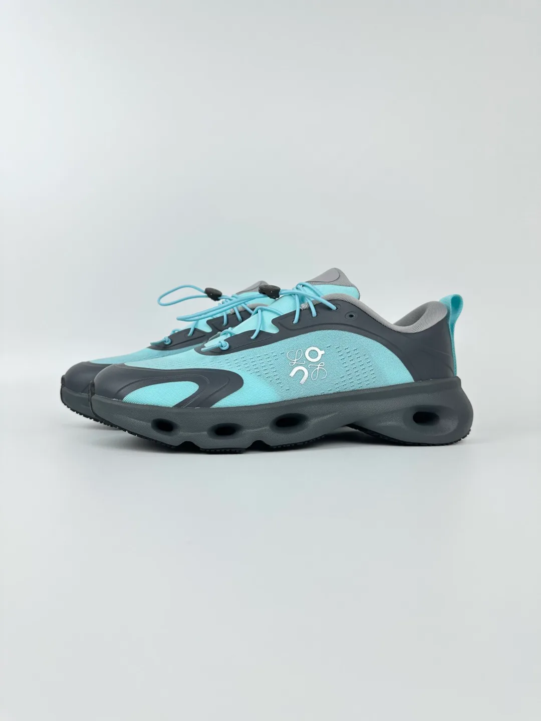 Women's Sneakers LOEWE 18101029