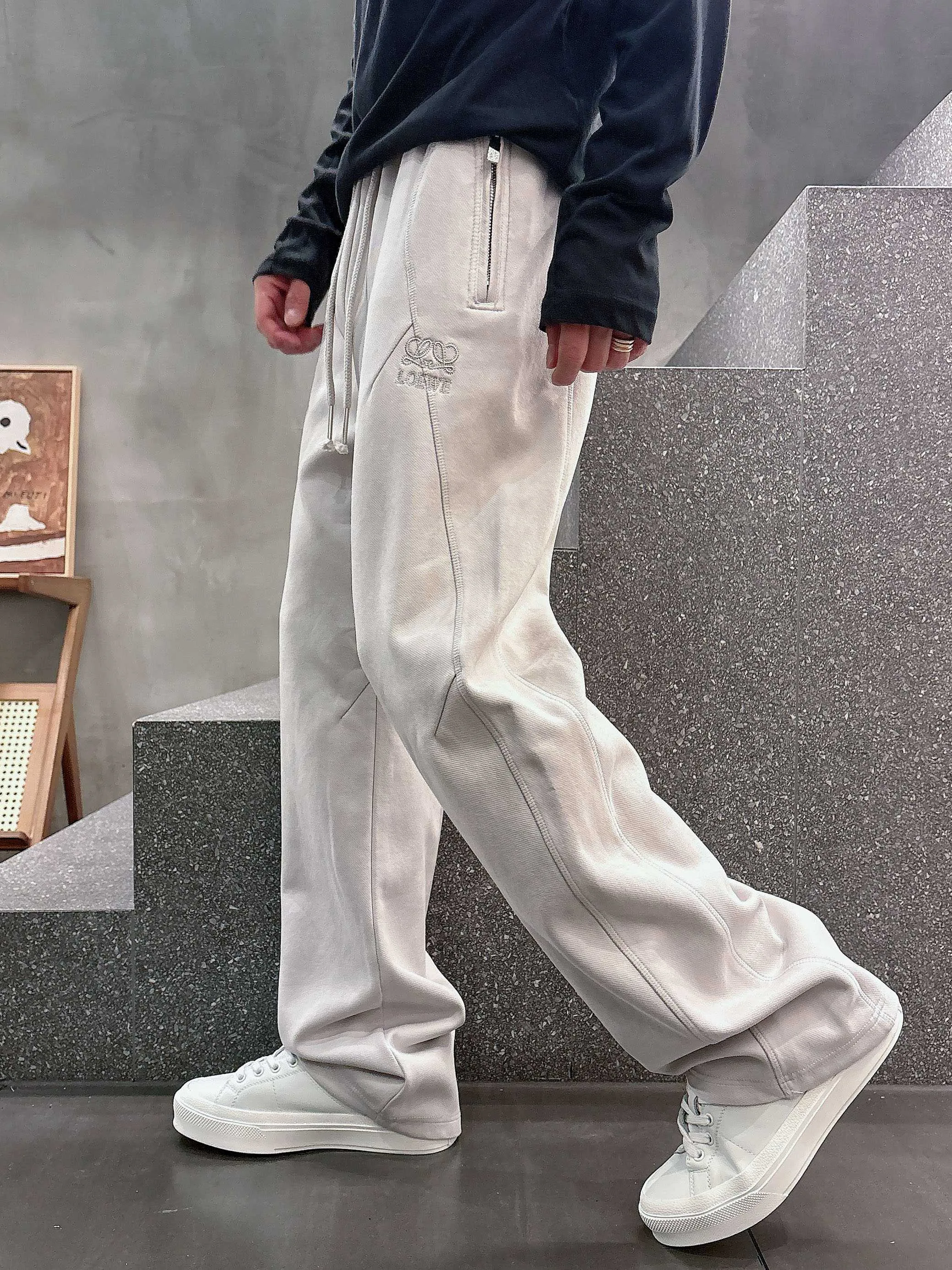 Men's Trousers LOEWE 18368686