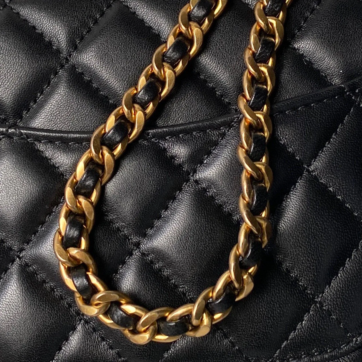 Women's Classic Handbags CHANEL 18207737