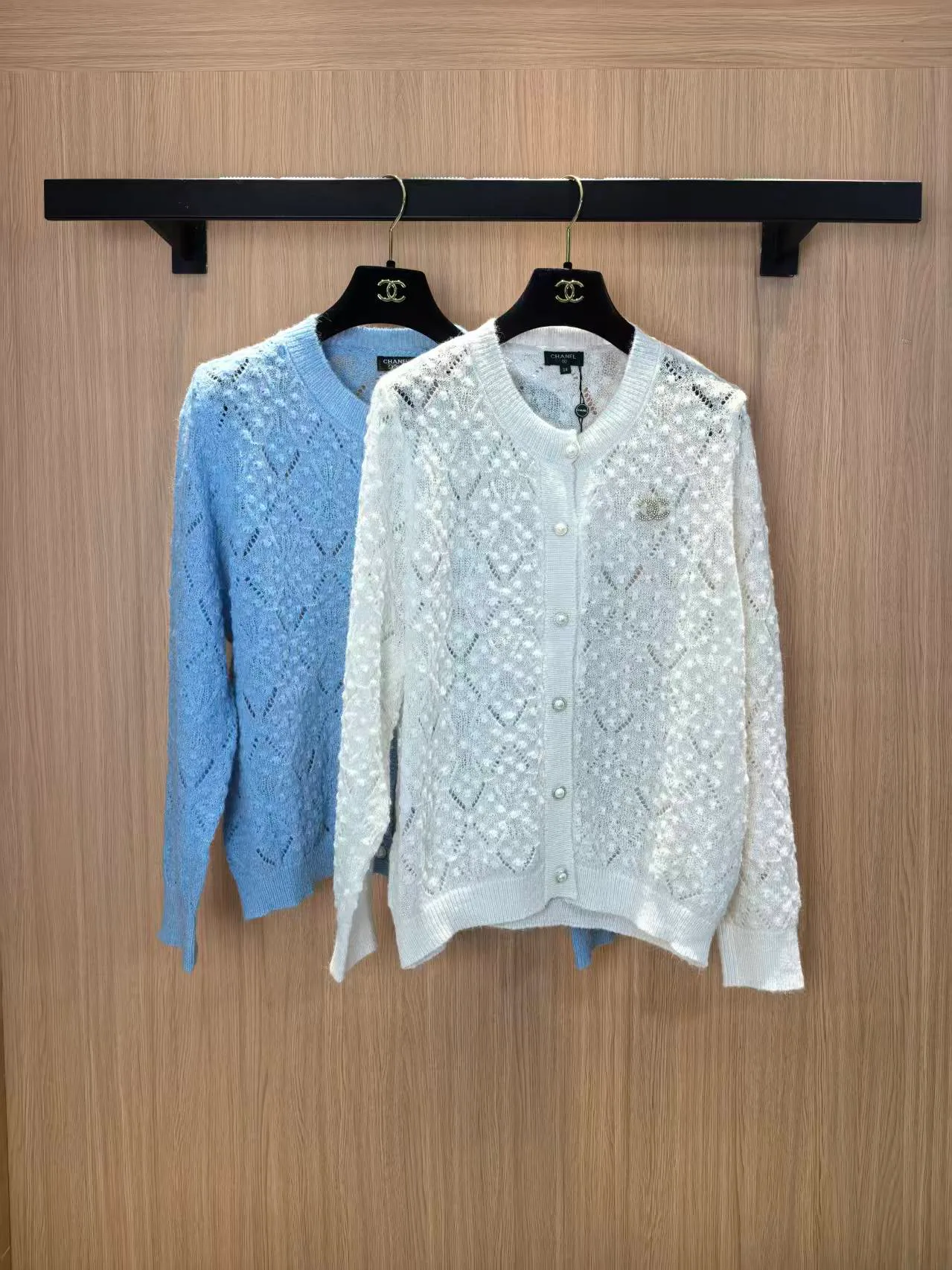 Women's Jumpers And Sweaters CHANEL 18138342