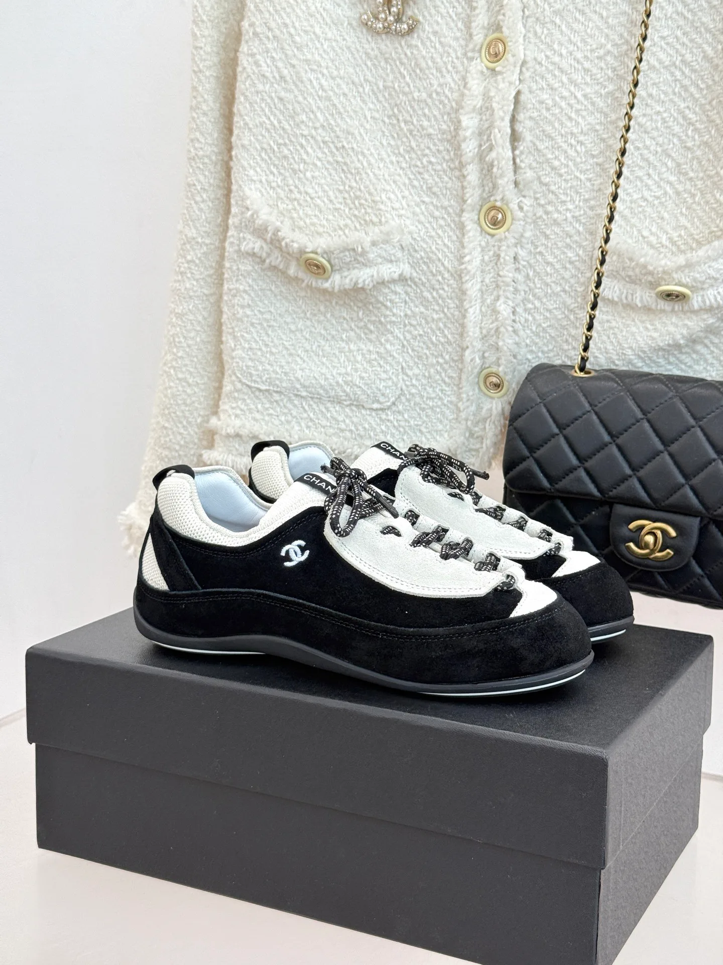 Women's Sneakers CHANEL 17025638