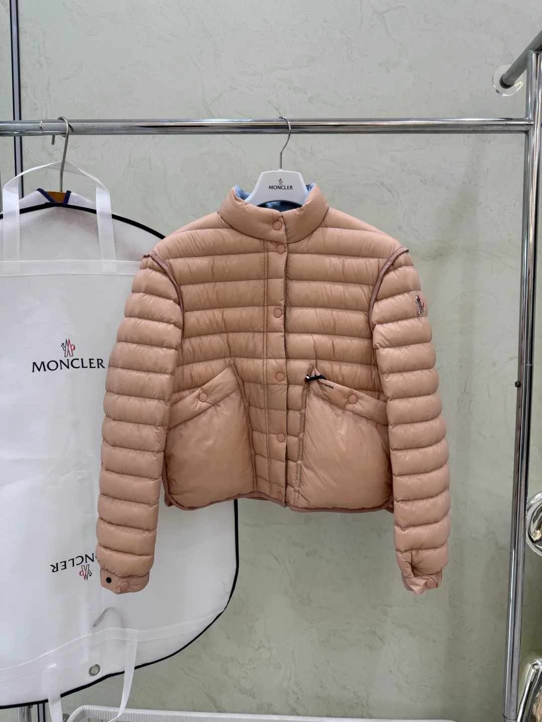 Women's Jackets And Down Jackets MONCLER 17918895