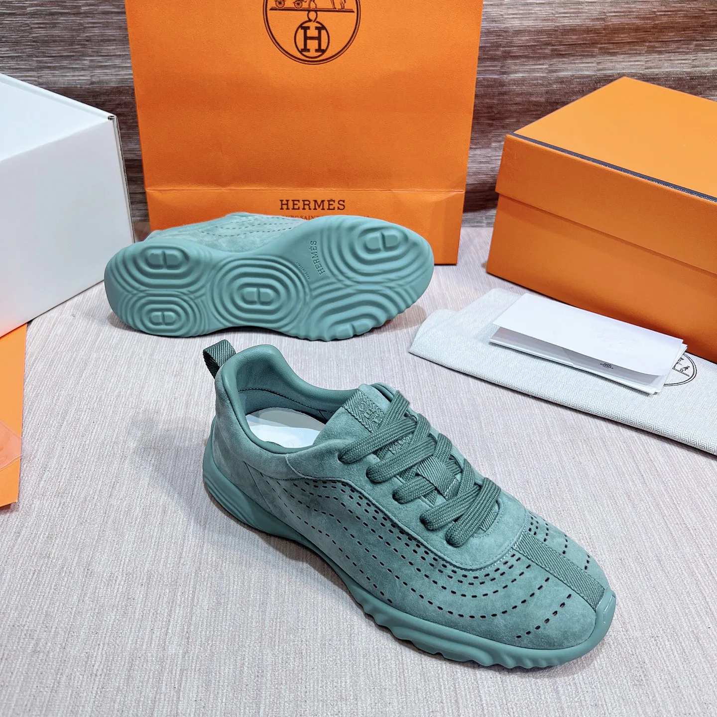 Women's Sneakers HERMES 17749566