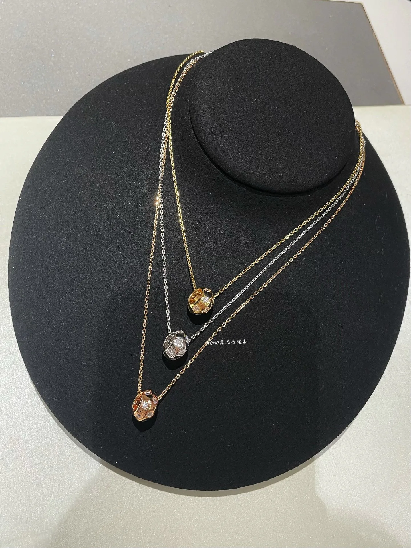 Jewelry LOUIS VUITTON 17819343