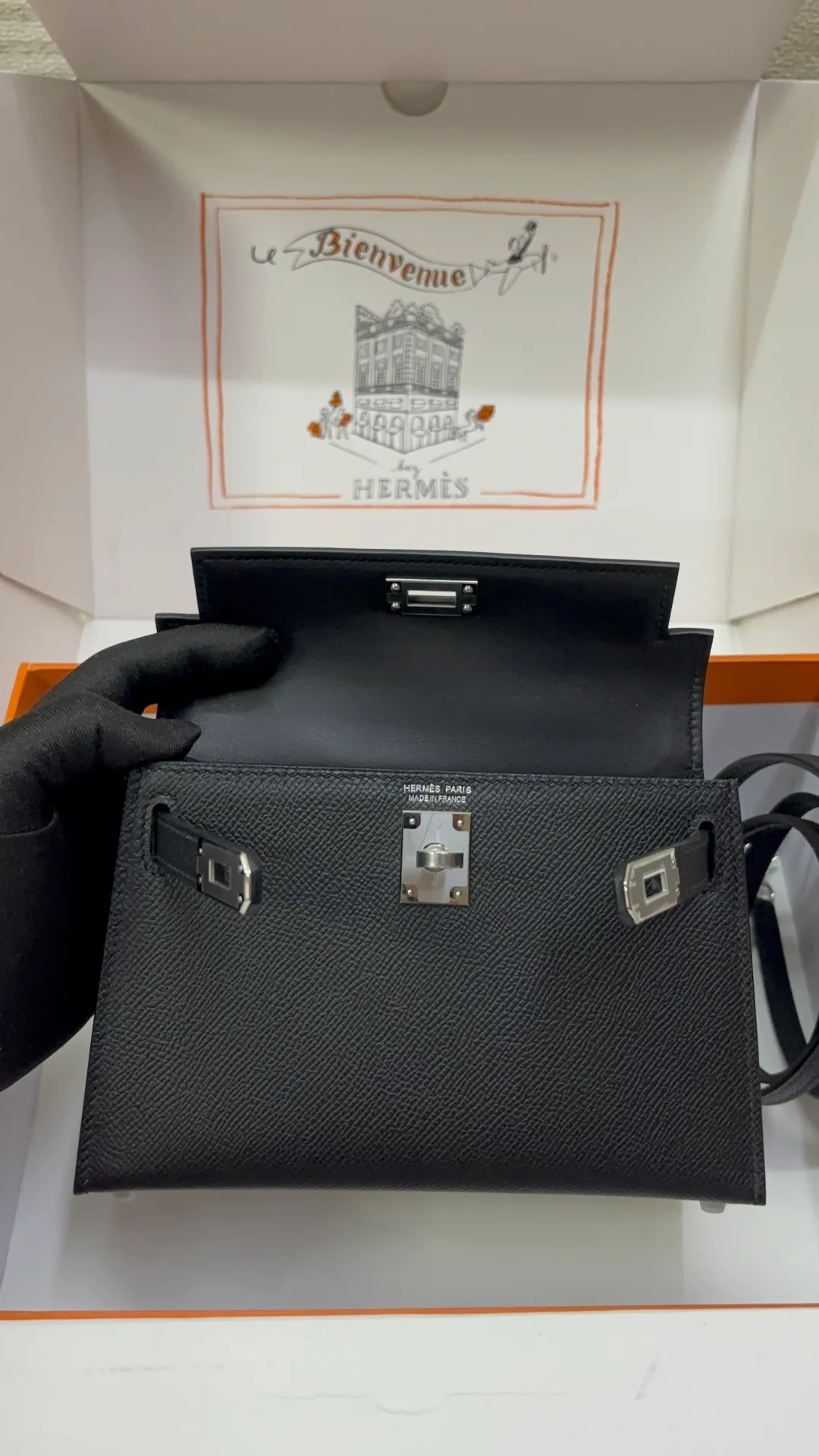 Women's Classic Handbags HERMES 17566573
