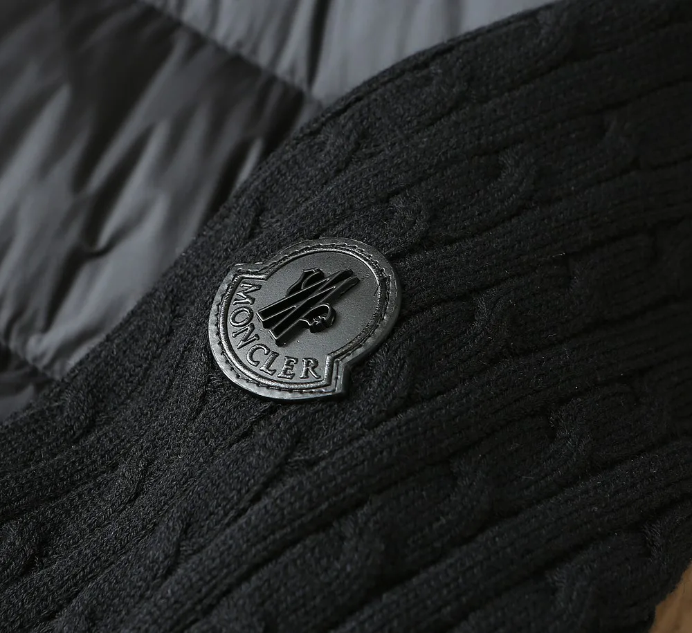 Men's Jackets And Down Jackets MONCLER 18369155