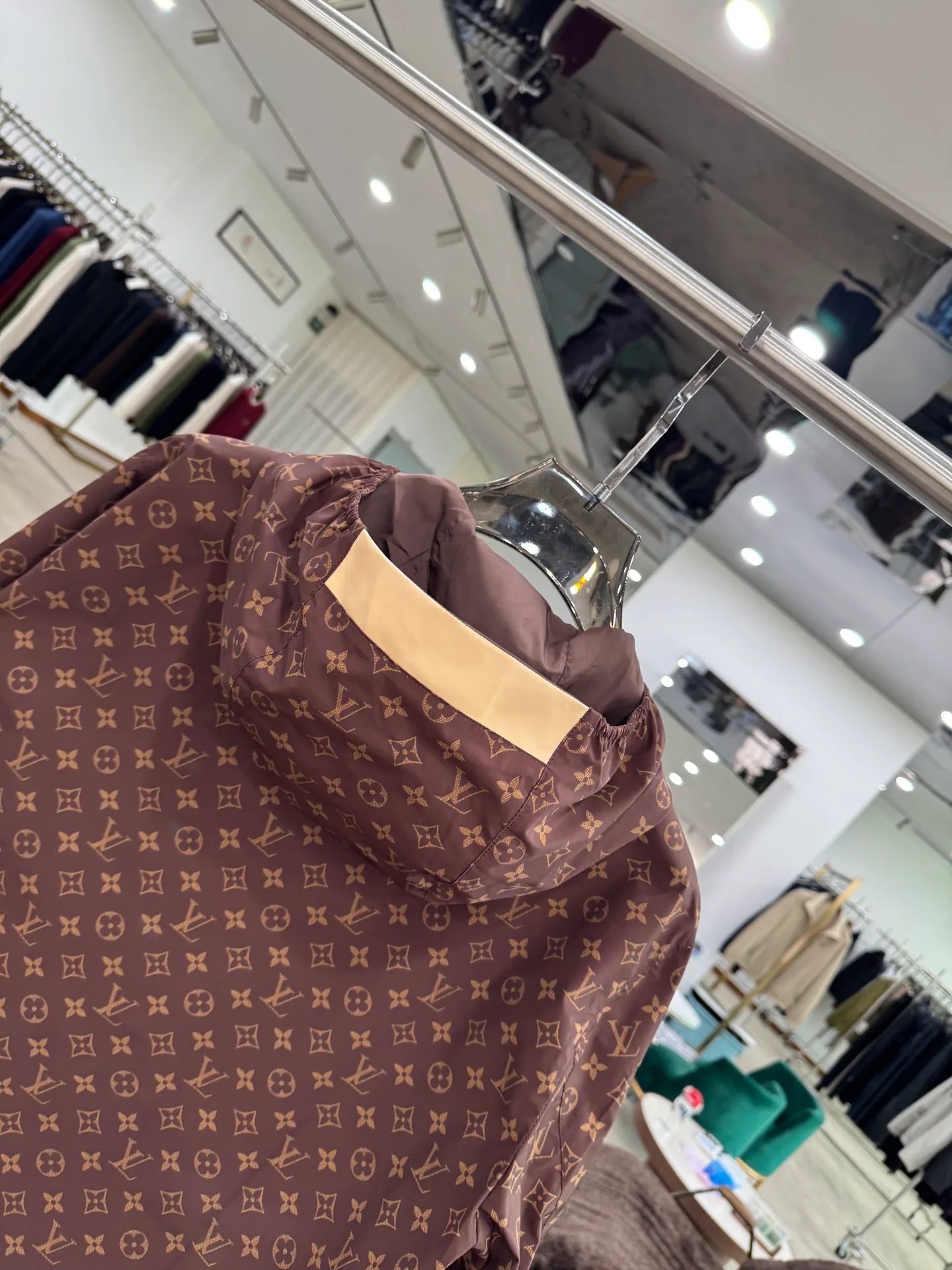 Men's Jackets And Down Jackets LOUIS VUITTON 18084147