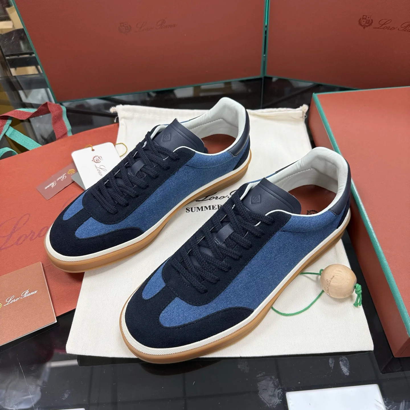 Women's Sneakers LORO PIANA 17955581