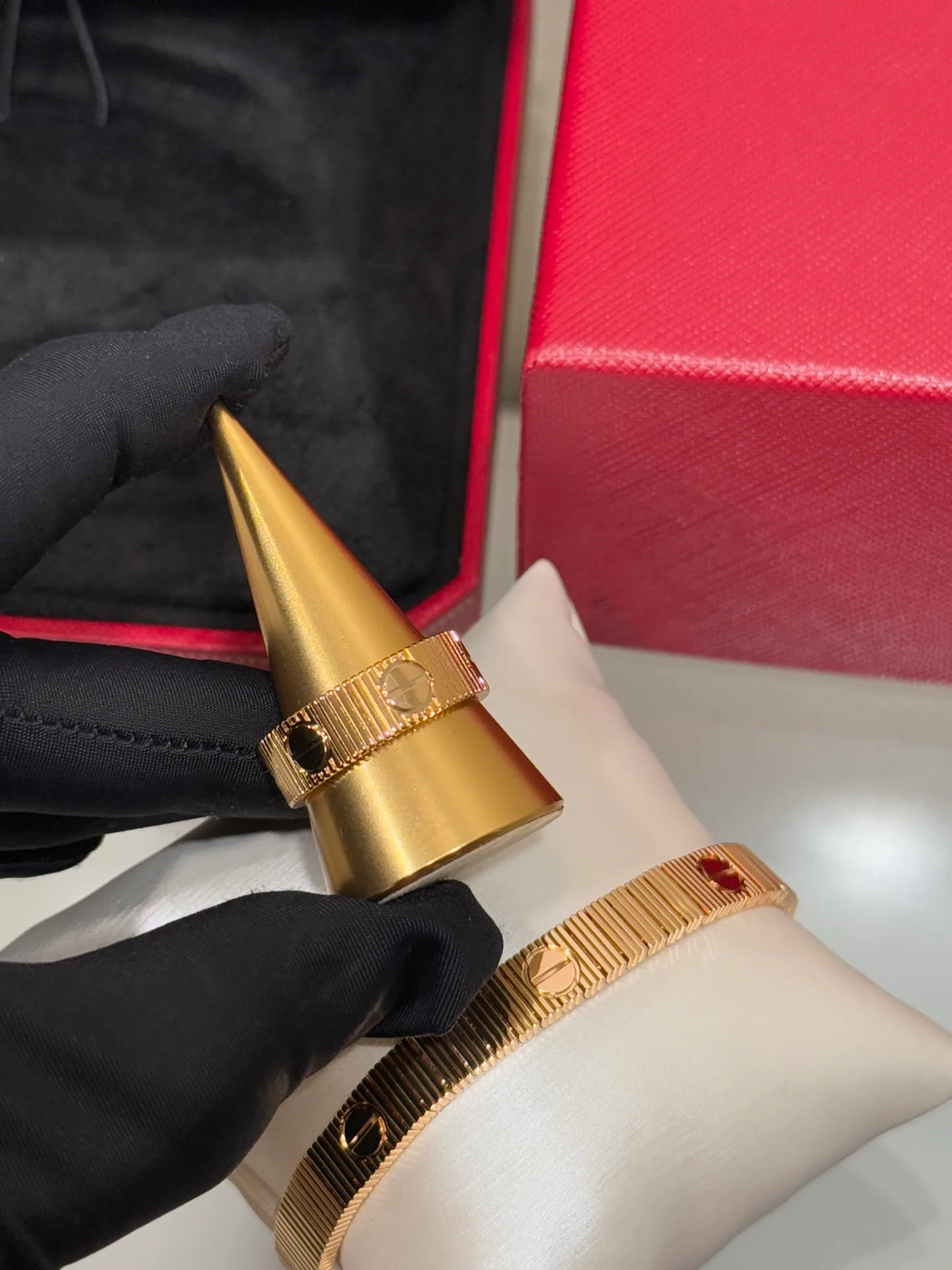 Jewelry CARTIER 17601228