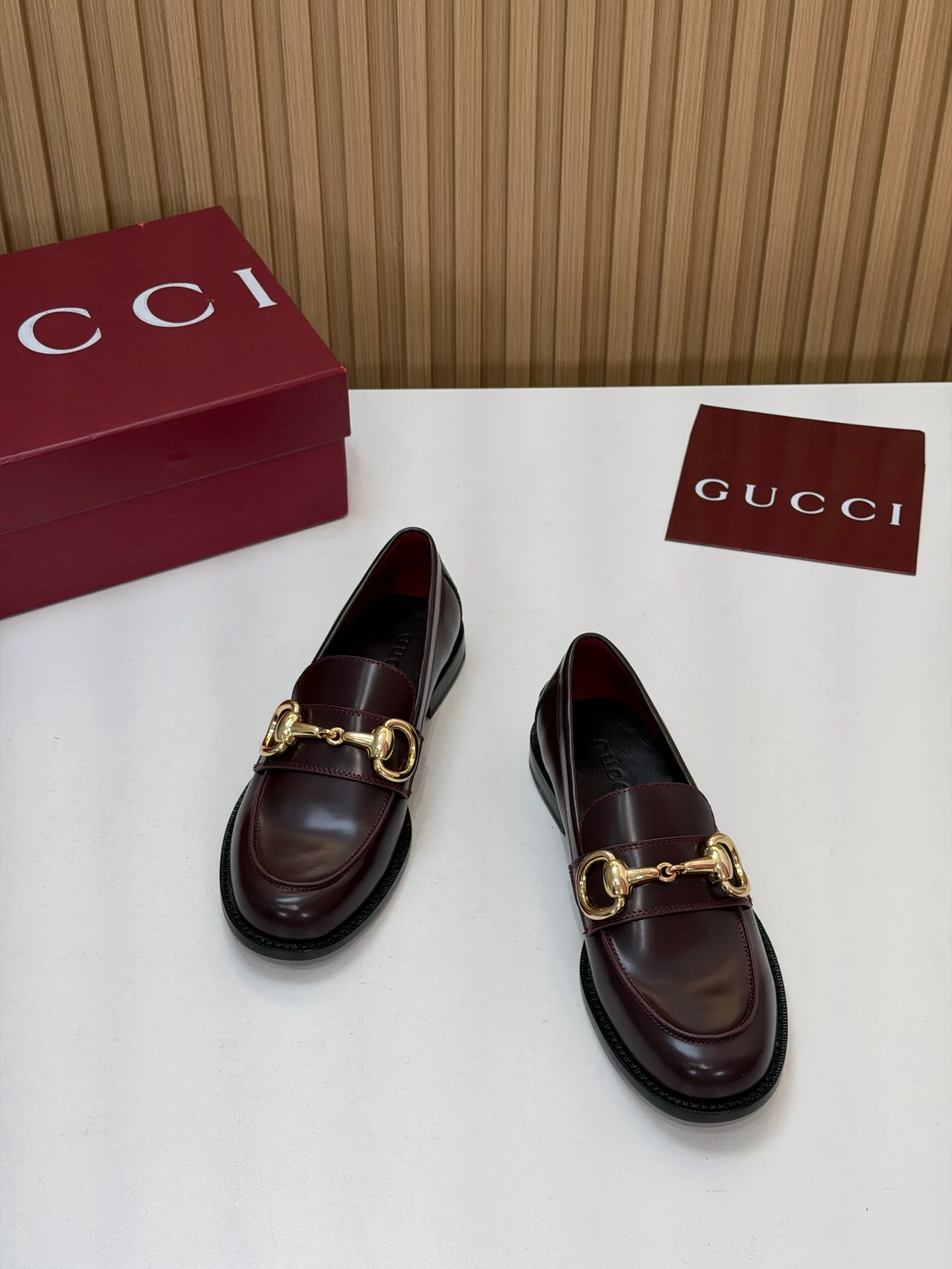 Women's Loafers And Moccasins GUCCI 18152943