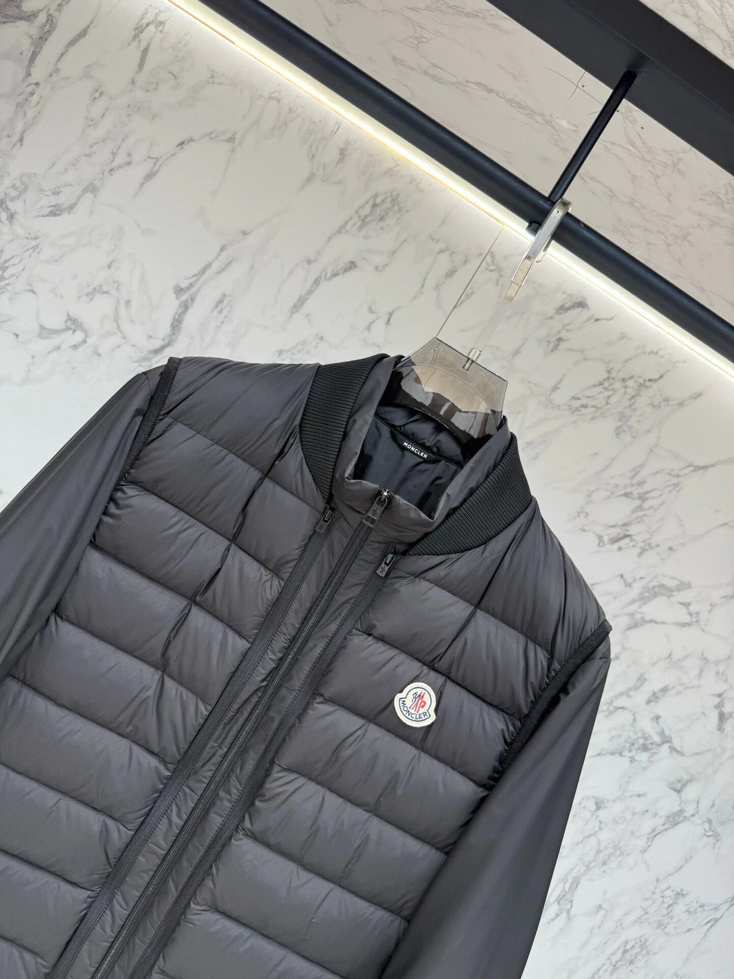 Men's Jackets And Down Jackets MONCLER 18345552