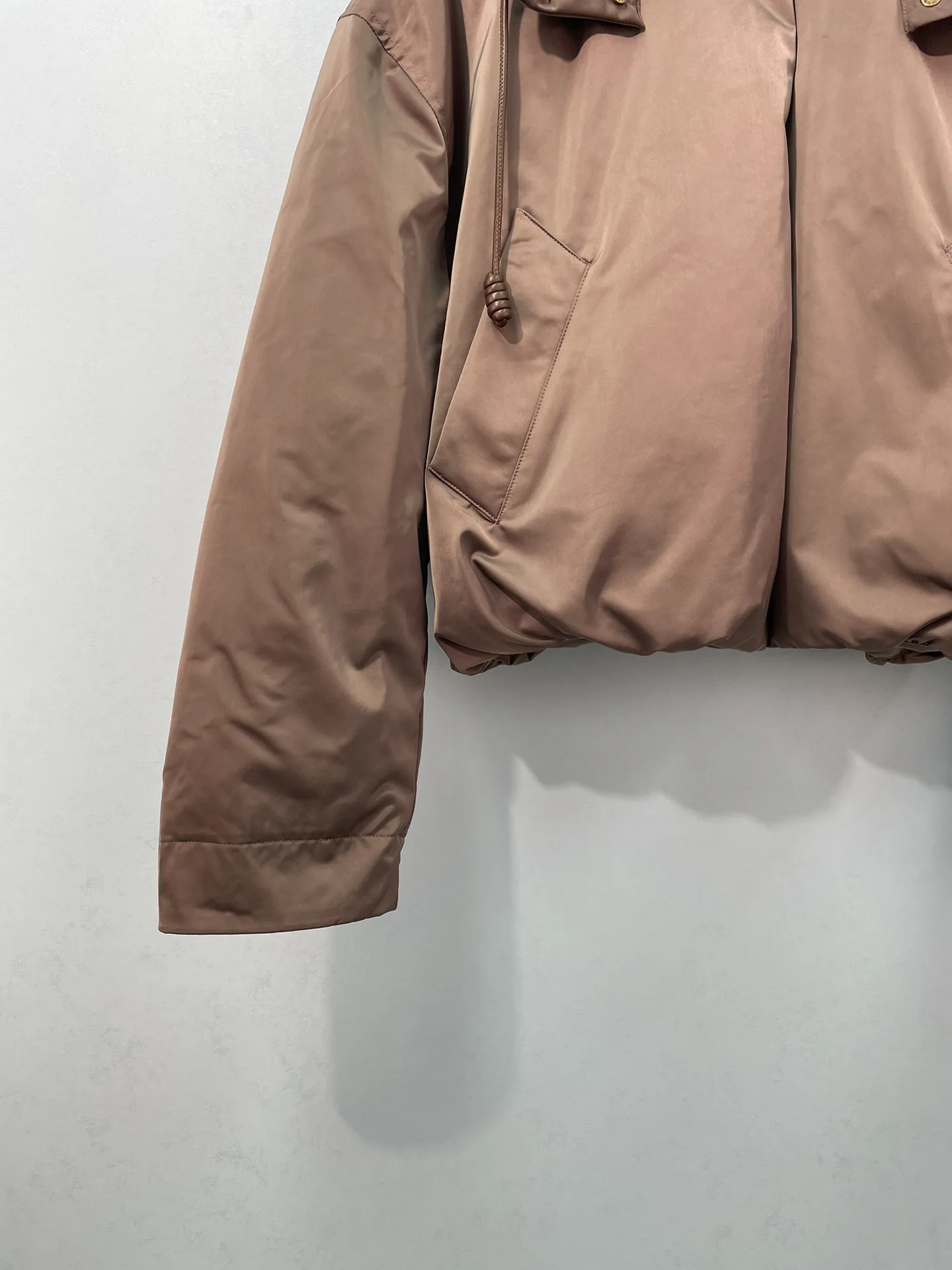 Women's Jackets And Down Jackets MONCLER 18151445