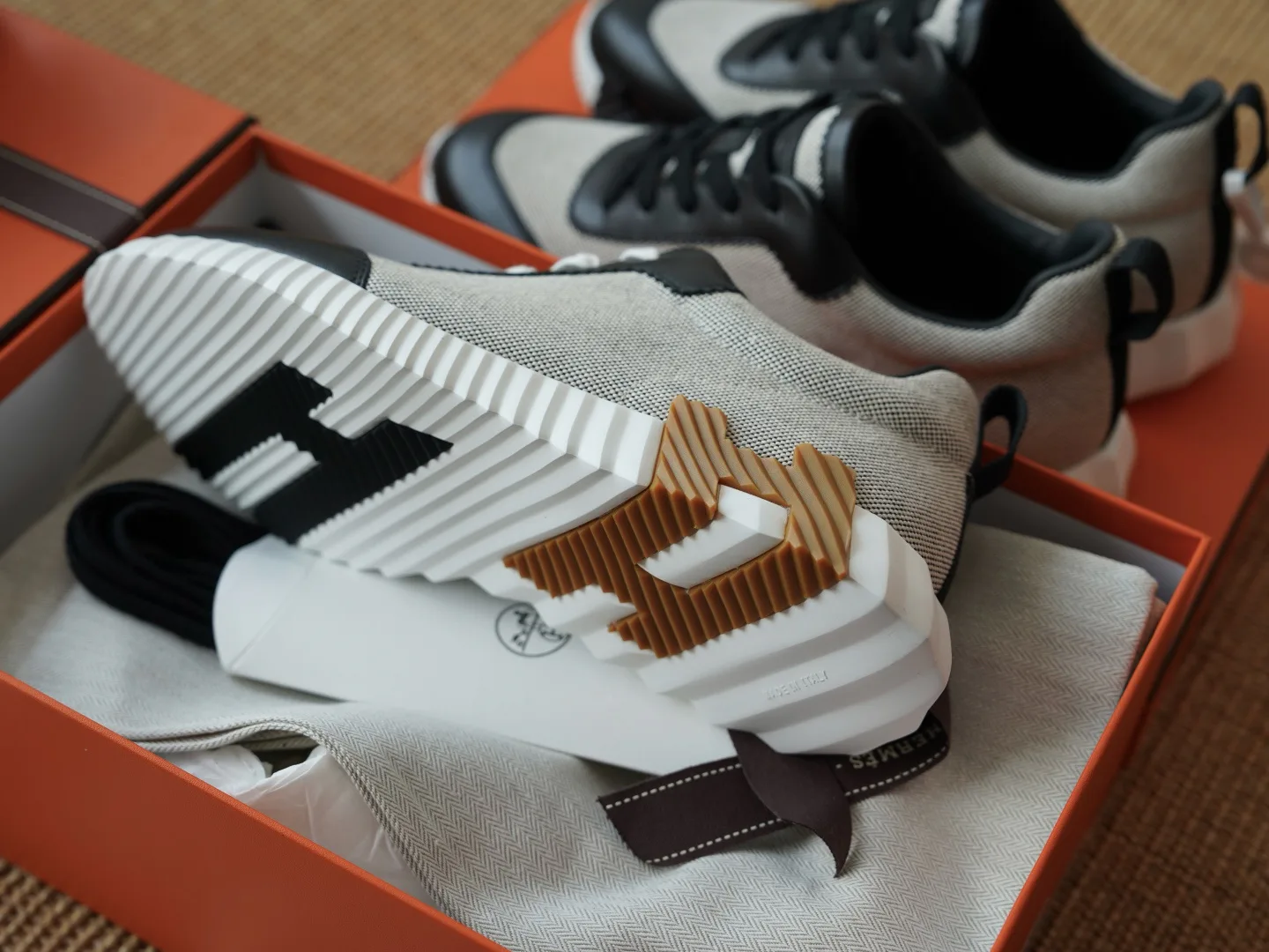 Men's Sneakers HERMES 18290686