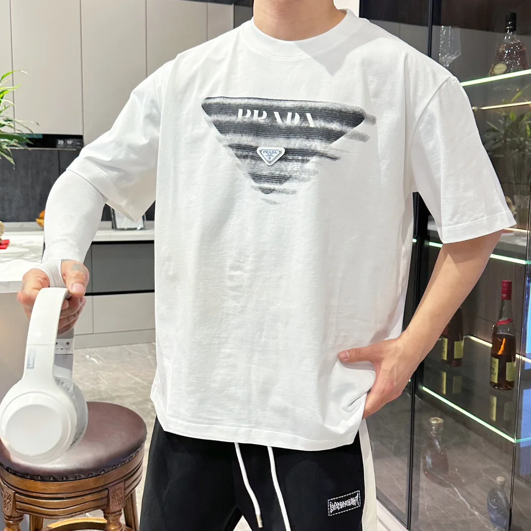 Men's T-Shirts PRADA 17037323