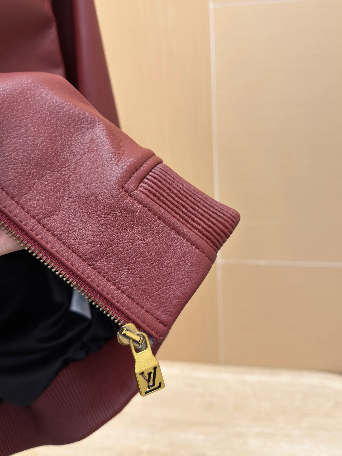 Men's Leather Jackets And Sheepskin Coats LOUIS VUITTON 18448677