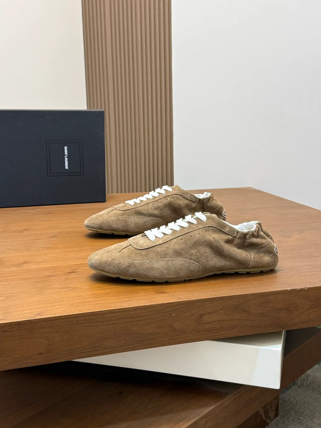 Men's Sneakers SAINT LAURENT 17864618