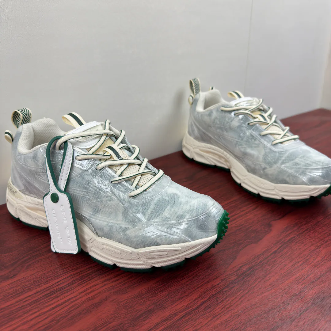 Men's Sneakers OFF-WHITE 18100481