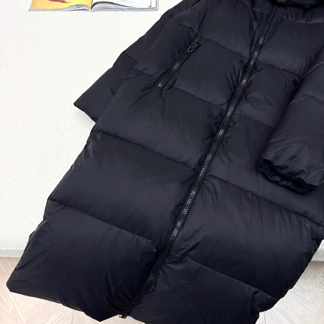 Women's Jackets And Down Jackets PRADA 18478850