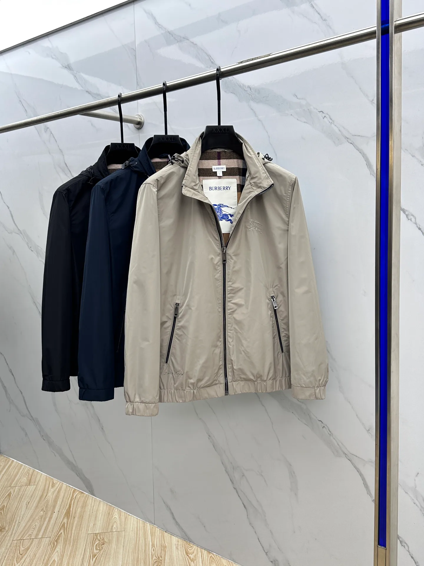 Men's Jackets And Down Jackets BURBERRY 18246780