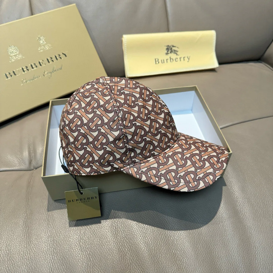 Hats BURBERRY 18347085