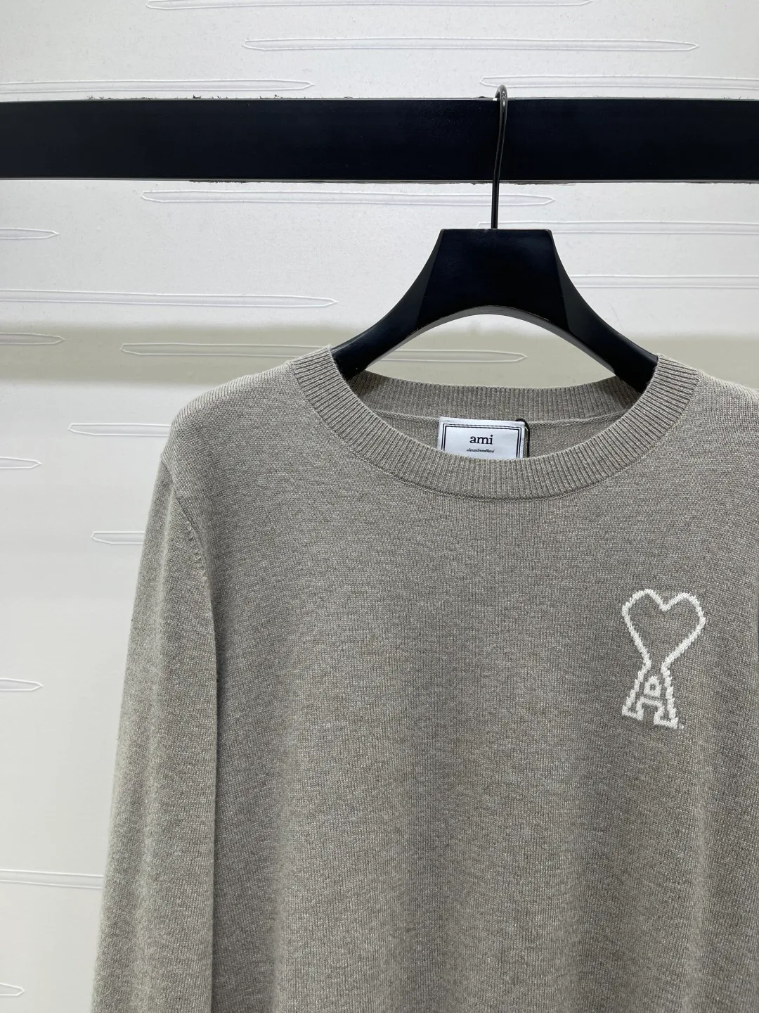 Women's Jumpers And Sweaters AMI PARIS 17274597