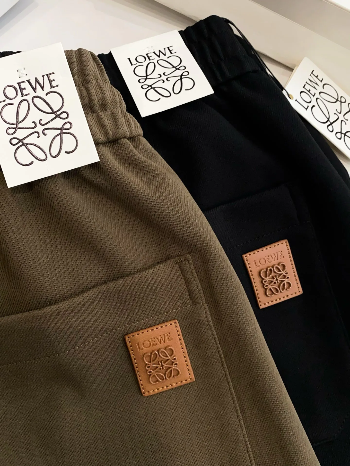 Men's Trousers LOEWE 18161922