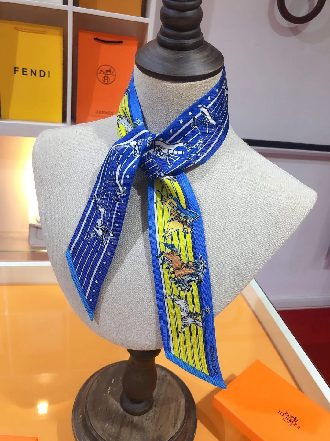Silk Scarves HERMES 17673085