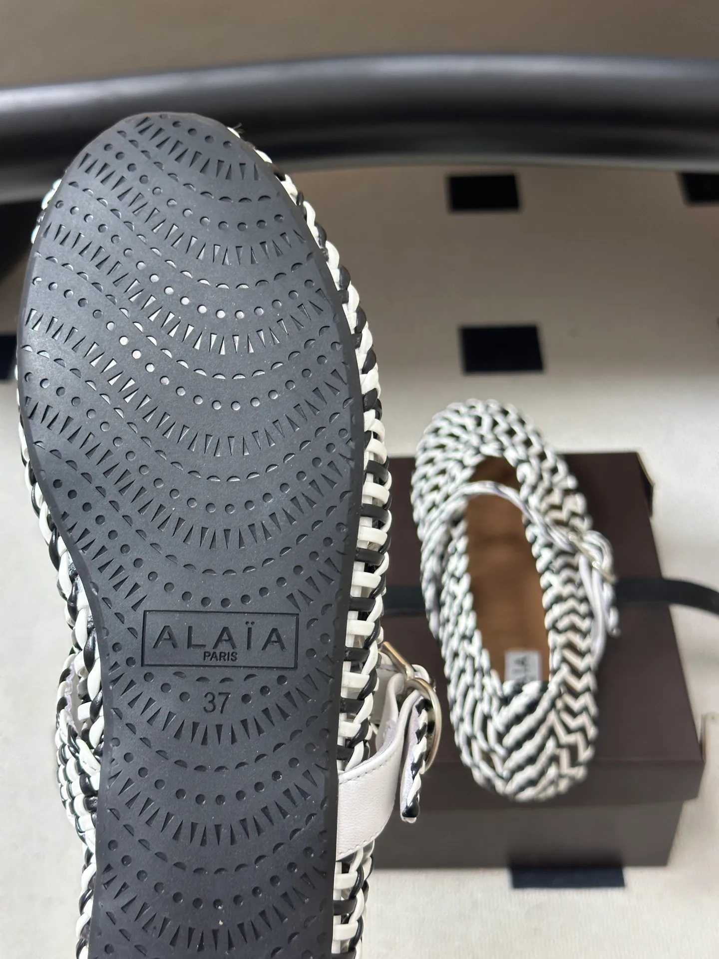 Women's Ballet Flats ALAIA 18262048