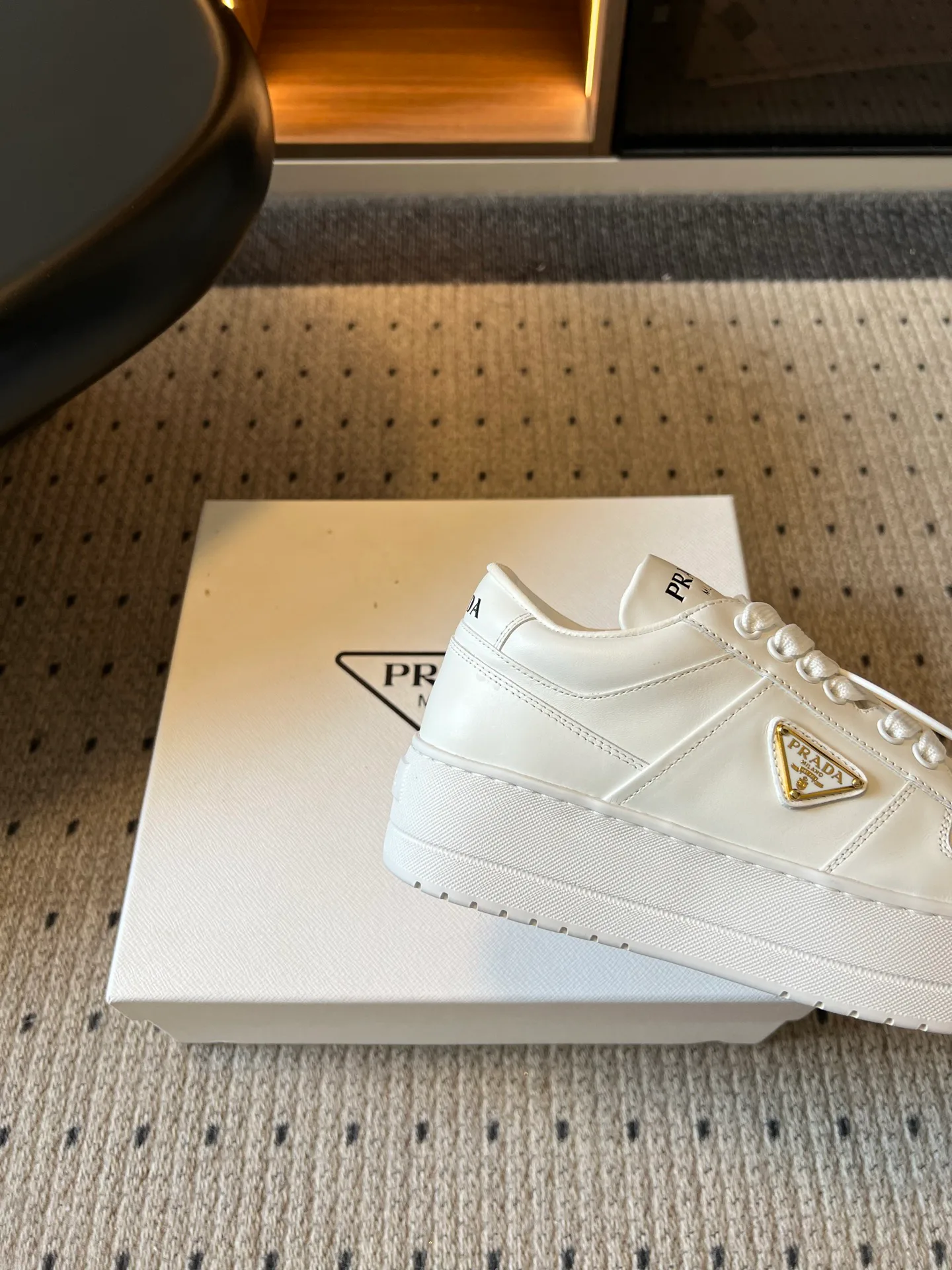 Women's Sneakers PRADA 18509472