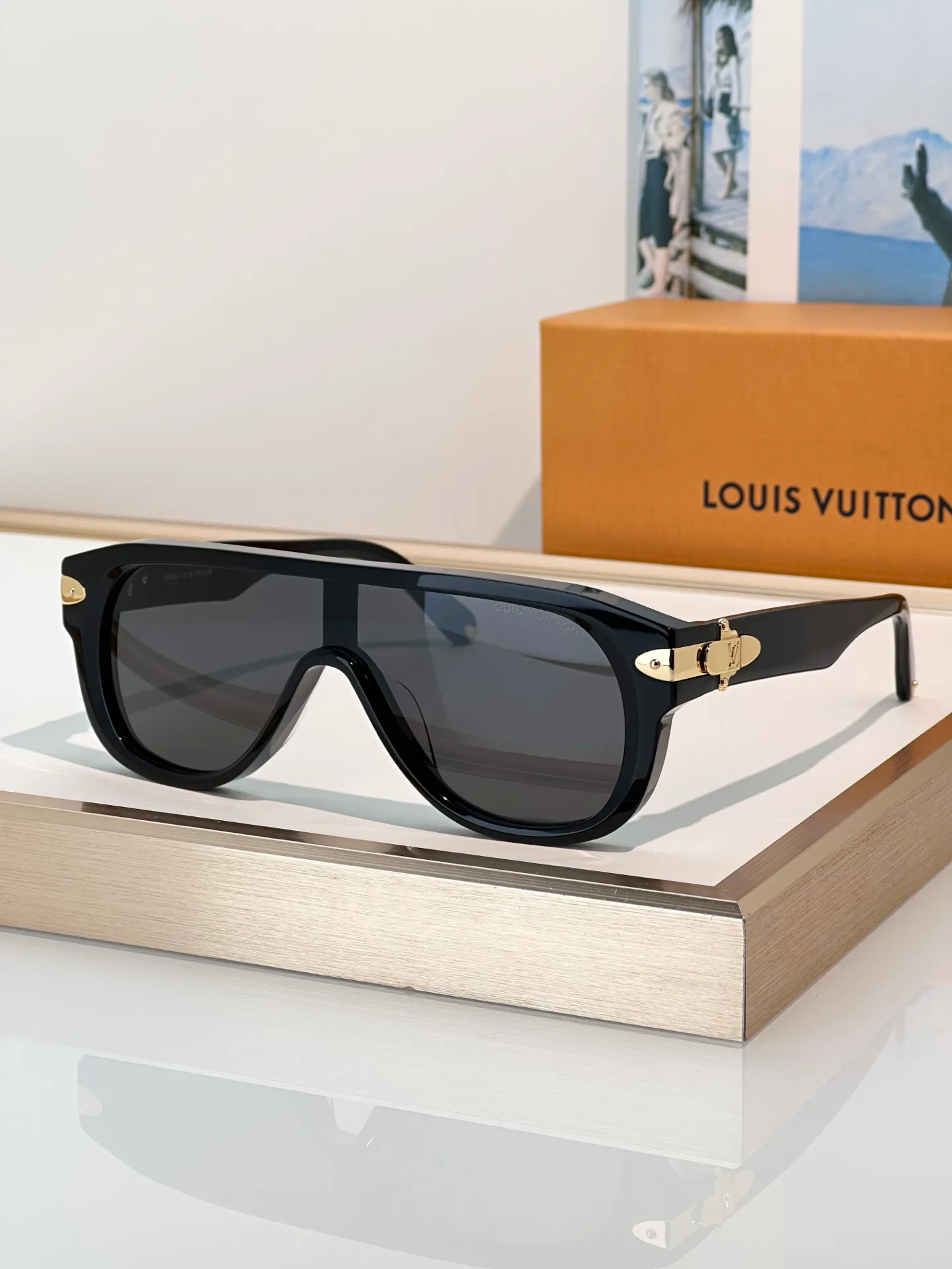 Glasses LOUIS VUITTON 17565444