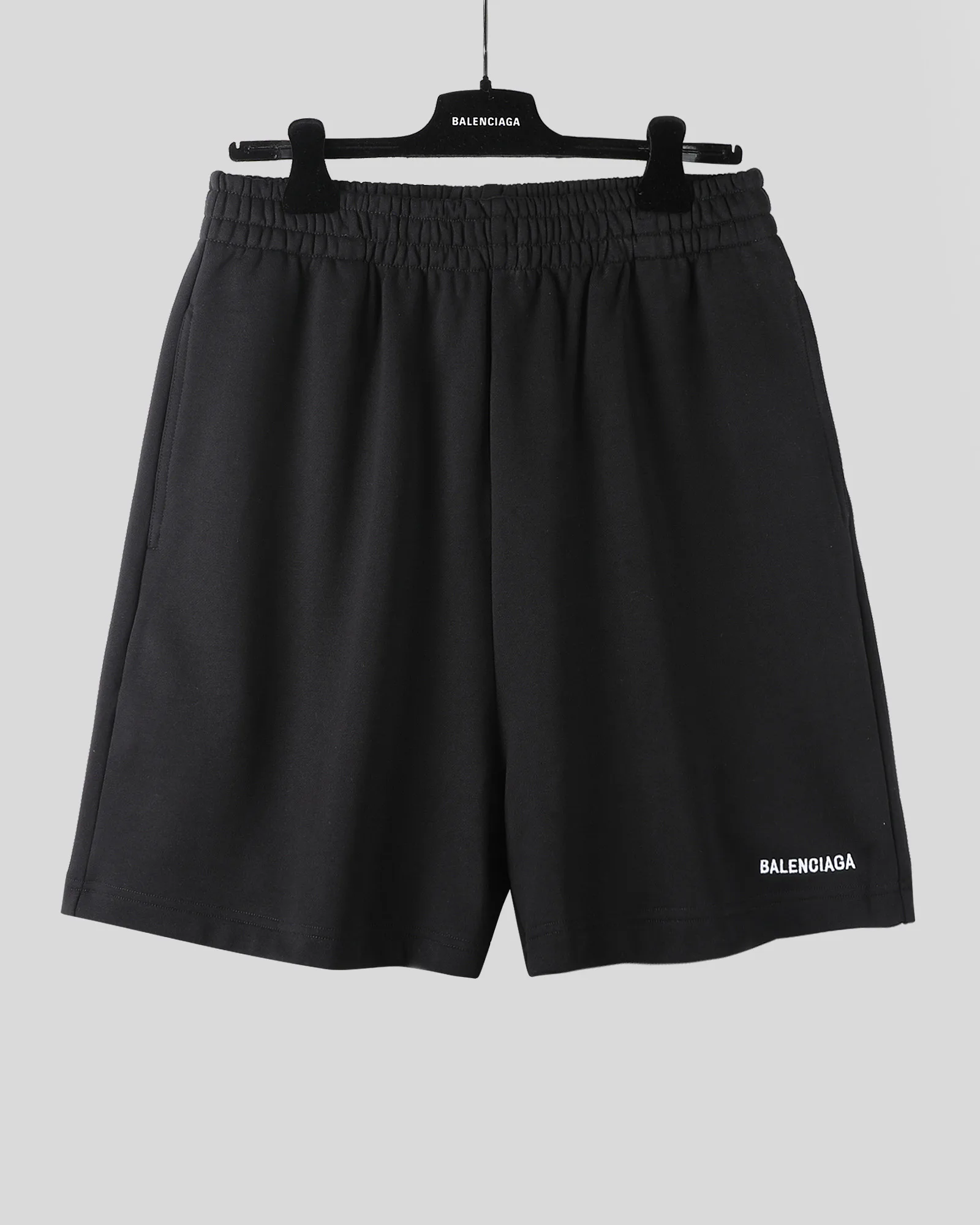 Women's Shorts BALENCIAGA 18190733