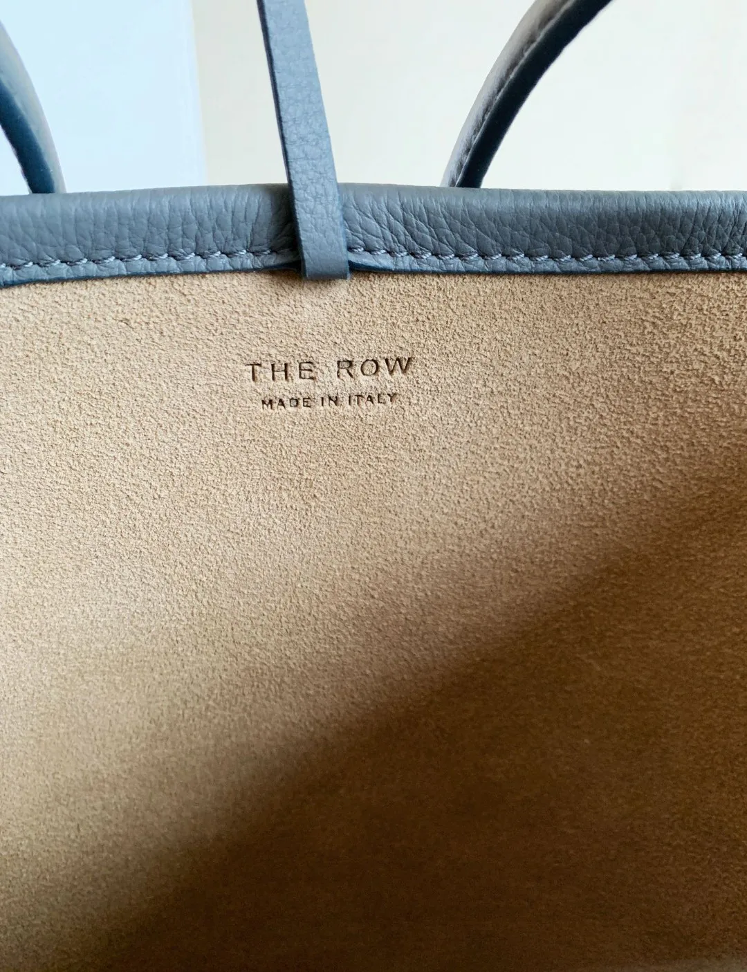 Women's Classic Handbags THE ROW 18070666