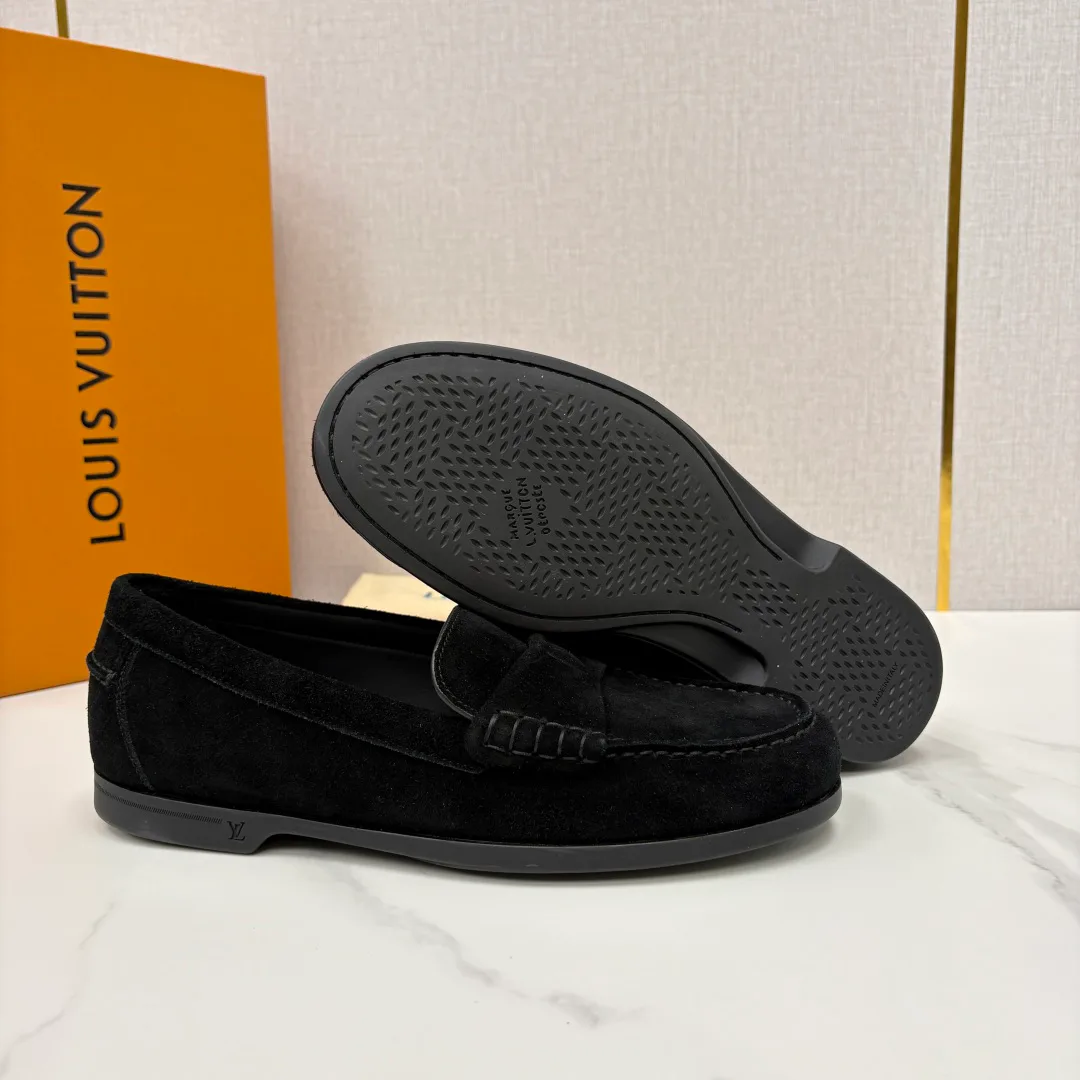 Men's Loafers And Dress Shoes LOUIS VUITTON 17715948