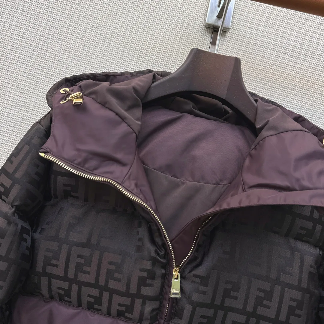 Women's Jackets And Down Jackets FENDI 18279065