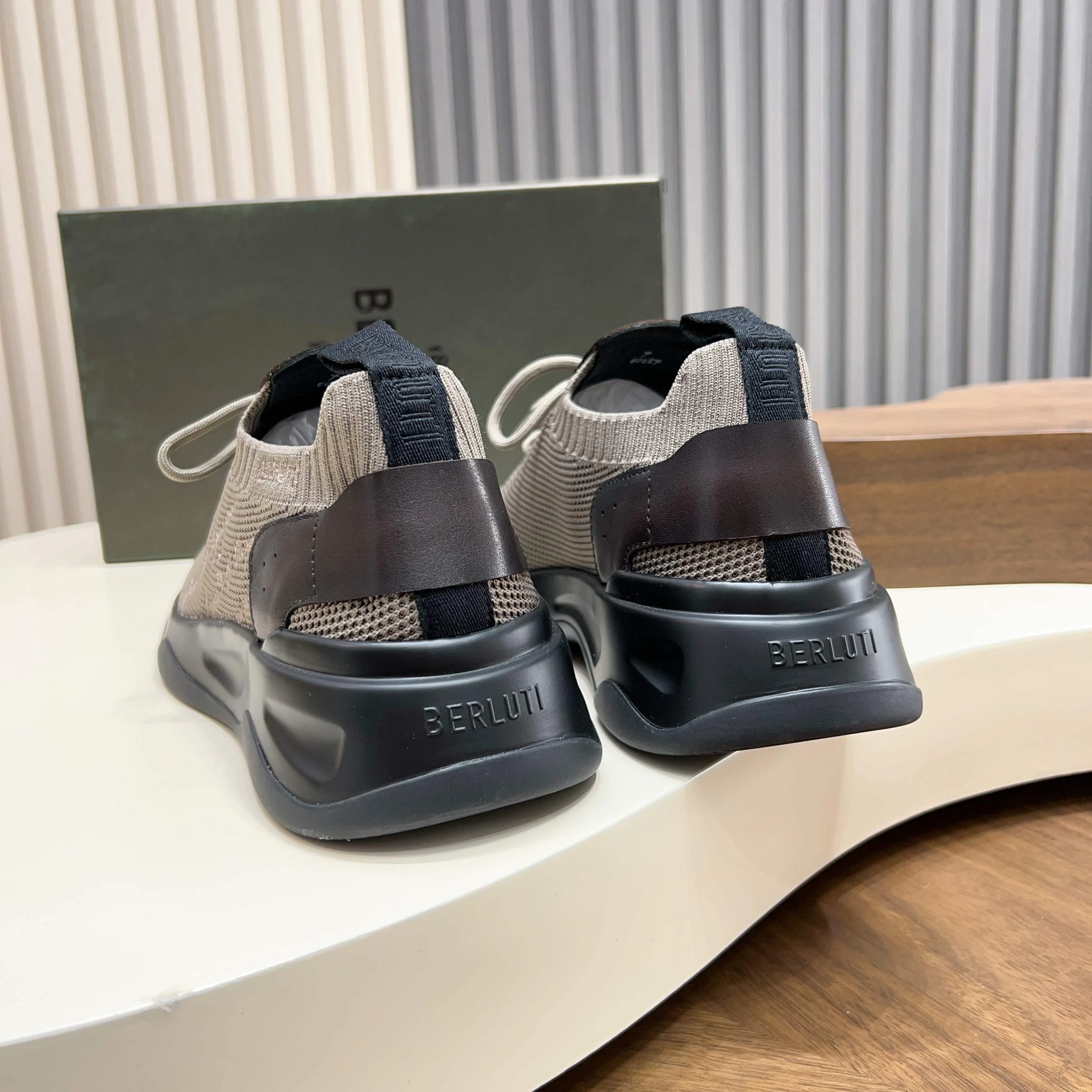 Men's Sneakers BERLUTI 18453090
