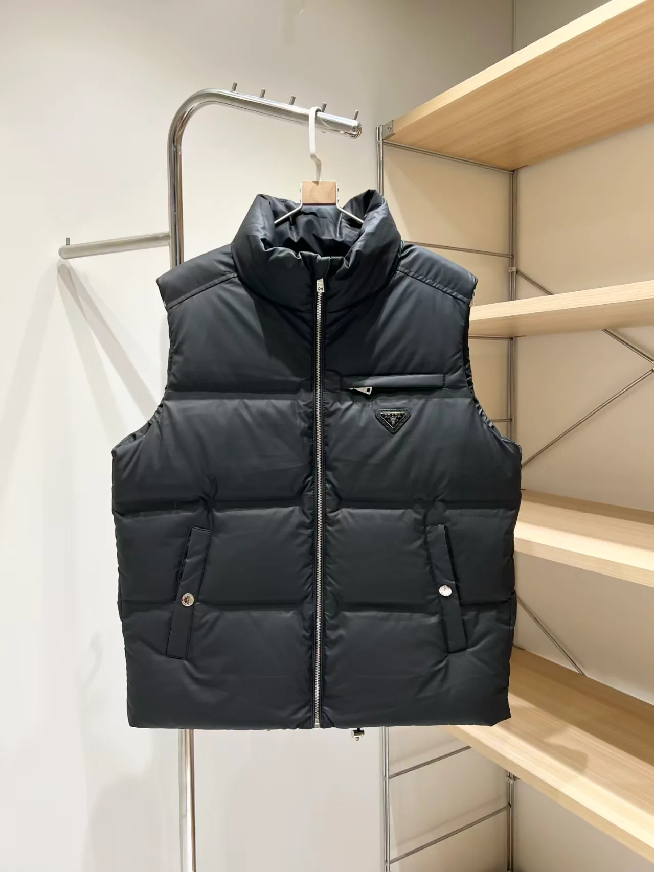 Women's Vests PRADA 18131399
